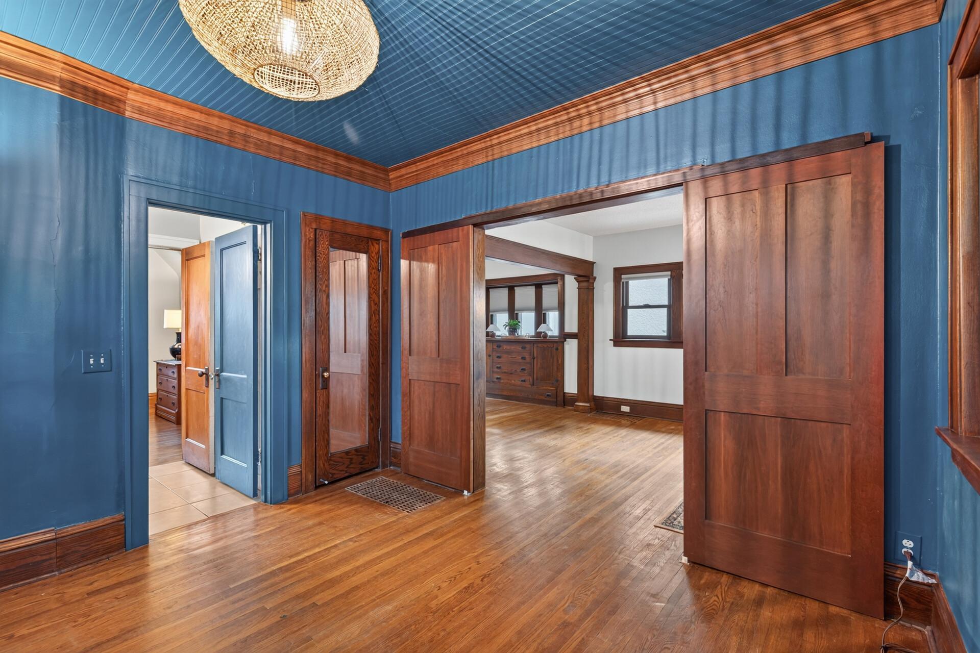 View of Residential at 4151 2nd Avenue, Minneapolis MN 55409, Minneapolis (14 of 29) - Mike Wilen | Minnesota Team Real Estate