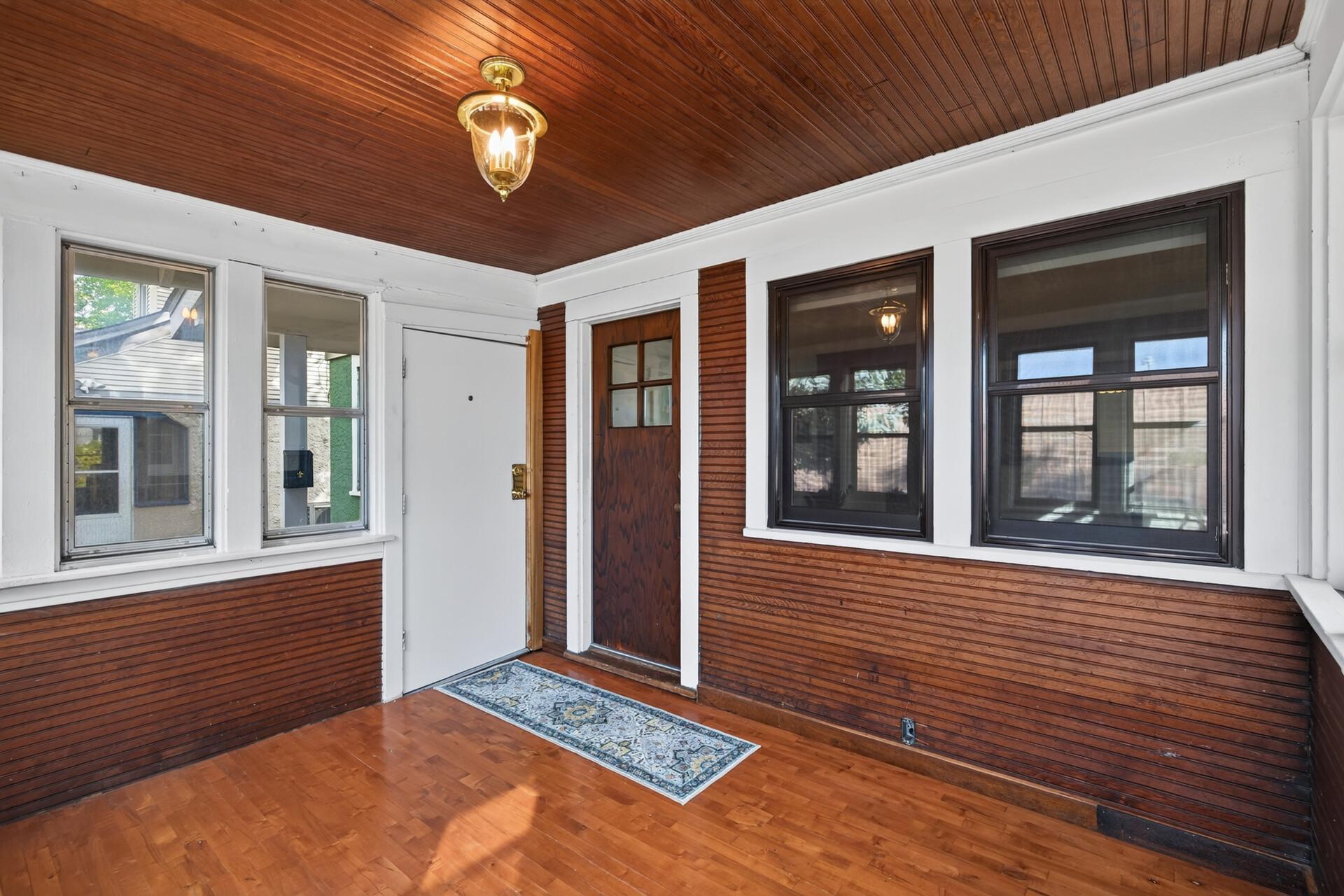View of Residential at 4151 2nd Avenue, Minneapolis MN 55409, Minneapolis (5 of 29) - Mike Wilen | Minnesota Team Real Estate