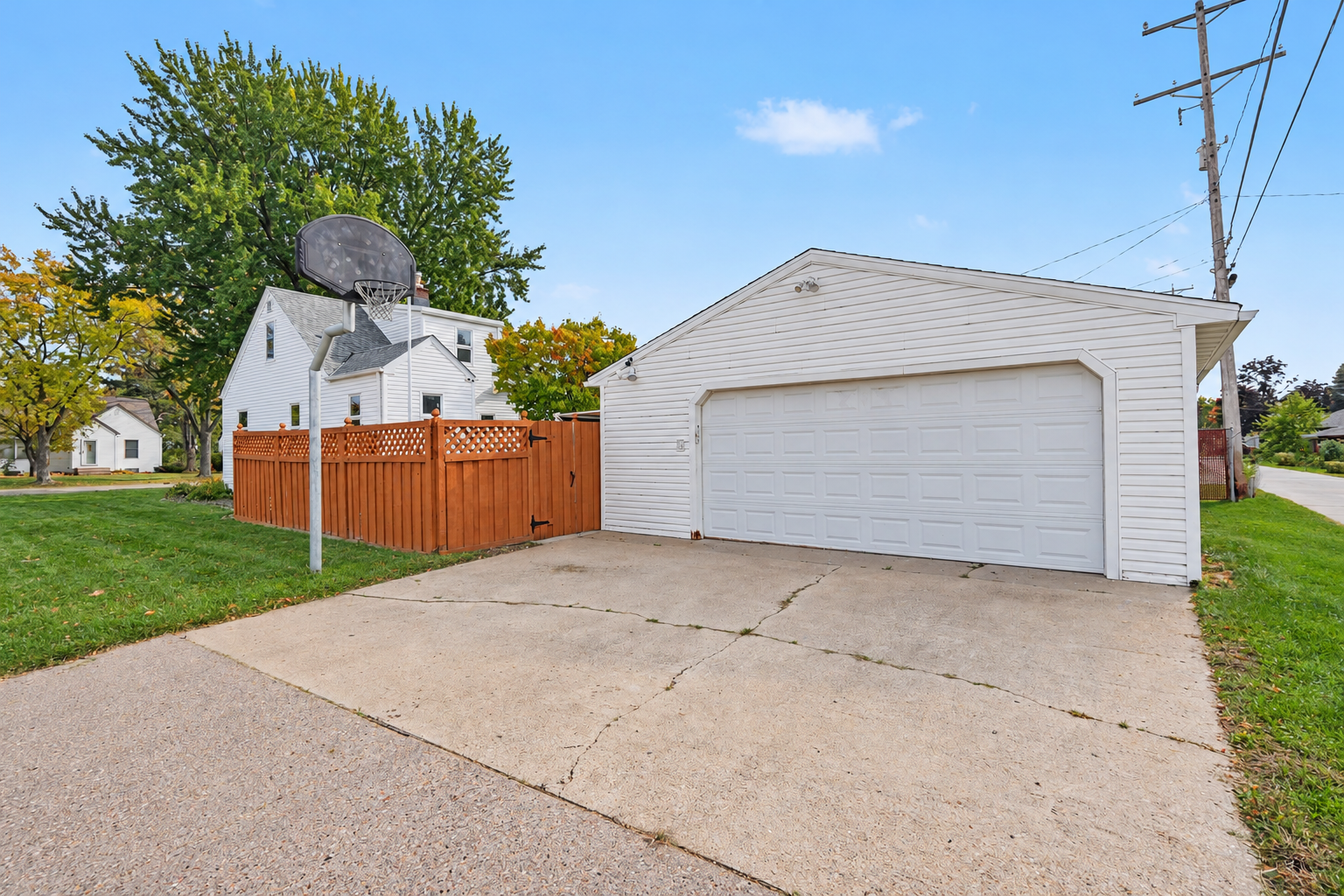 View of Residential at 233 5th Avenue, Osseo MN 55369, Osseo (4 of 33) - Mike Wilen | Minnesota Team Real Estate