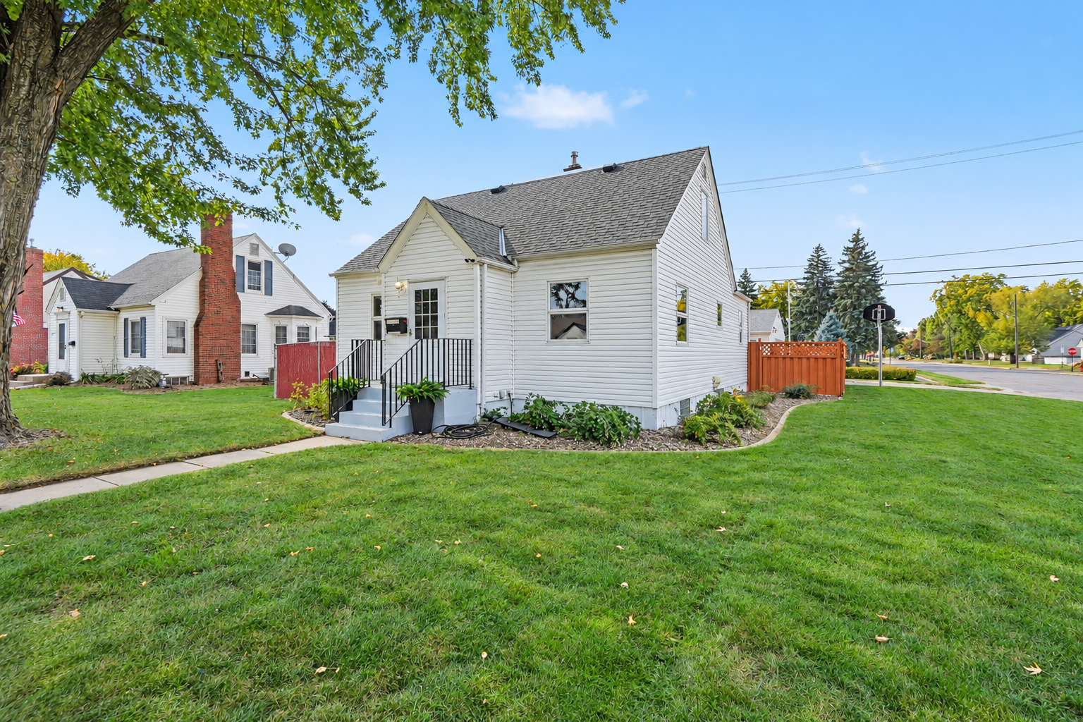 View of Residential at 233 5th Avenue, Osseo MN 55369, Osseo (32 of 33) - Mike Wilen | Minnesota Team Real Estate