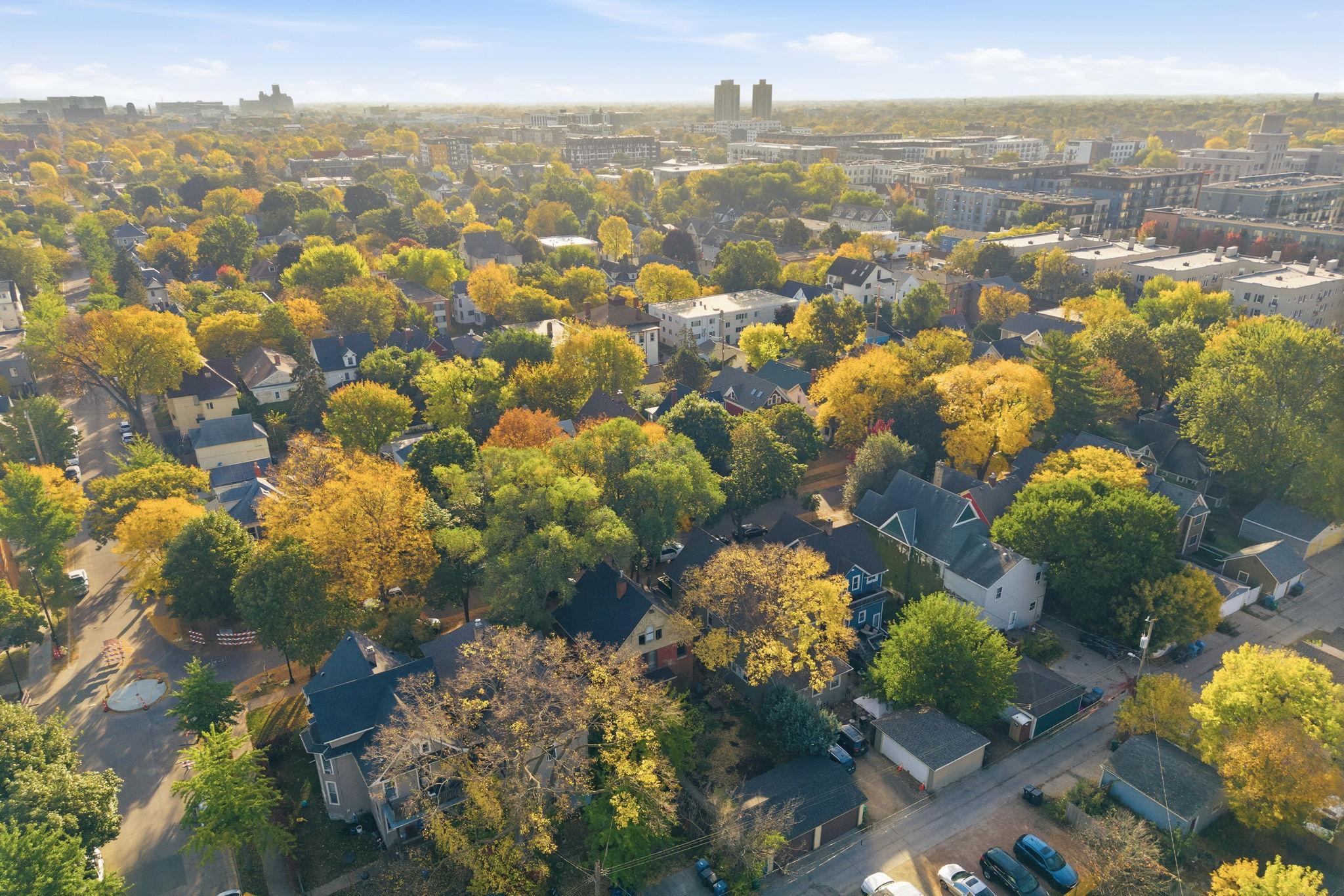 View of Residential at 2708 Emerson Avenue, Minneapolis MN 55408, Minneapolis (10 of 12) - Mike Wilen | Minnesota Team Real Estate