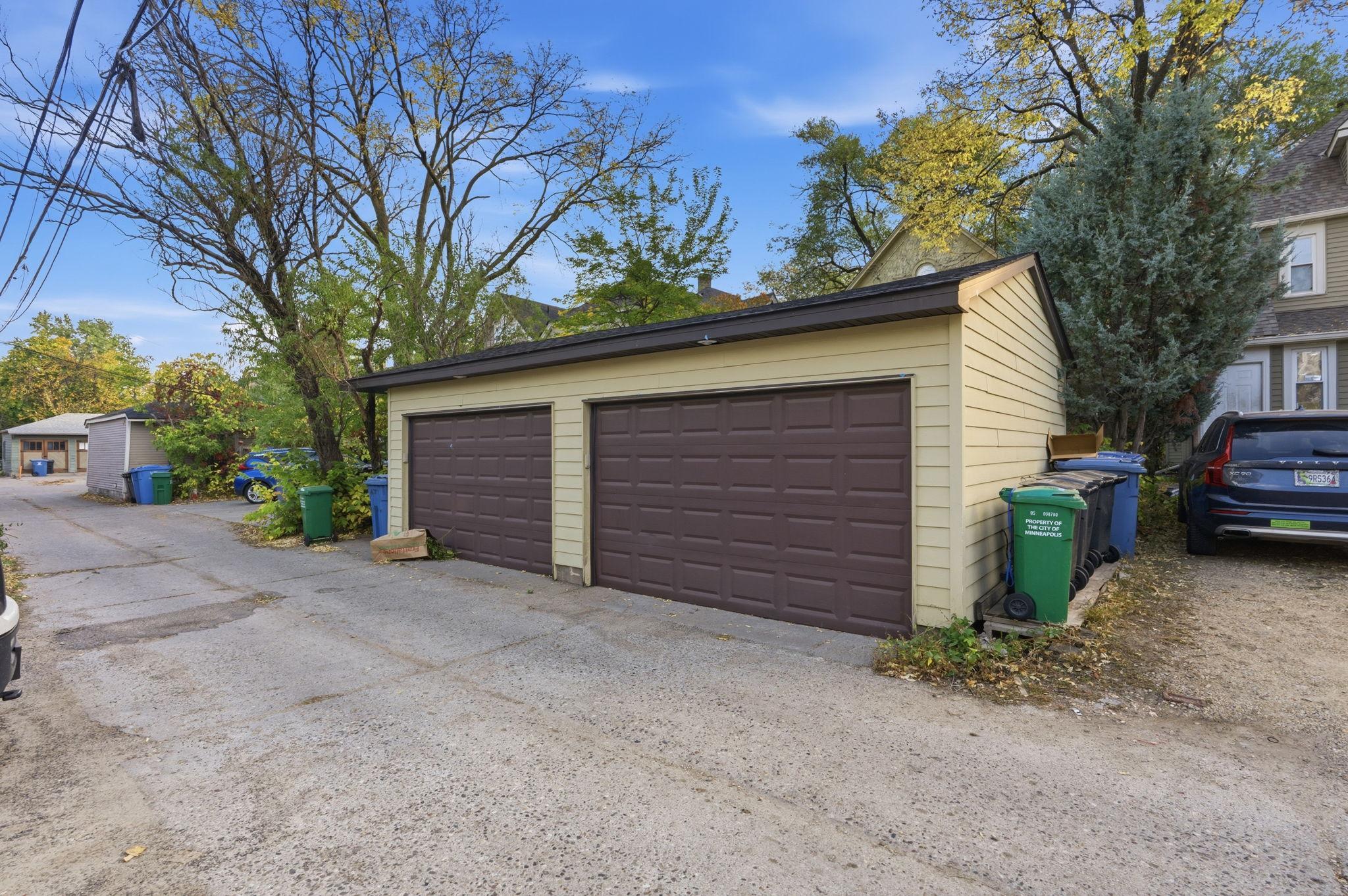 View of Residential at 2708 Emerson Avenue, Minneapolis MN 55408, Minneapolis (7 of 12) - Mike Wilen | Minnesota Team Real Estate