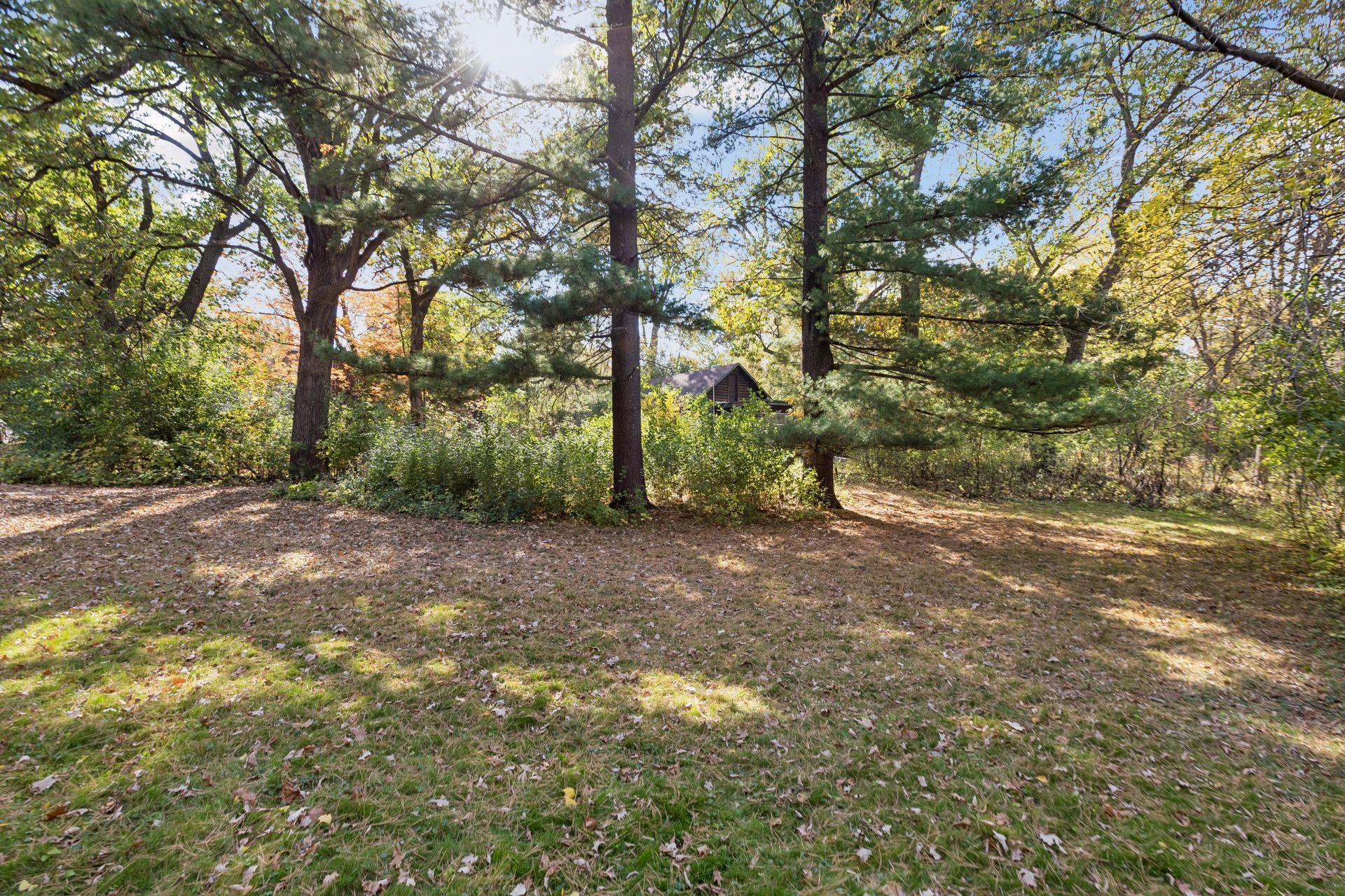 View of Residential at 11300 Park Ridge Drive, Minnetonka MN 55305, Minnetonka (16 of 24) - Mike Wilen | Minnesota Team Real Estate