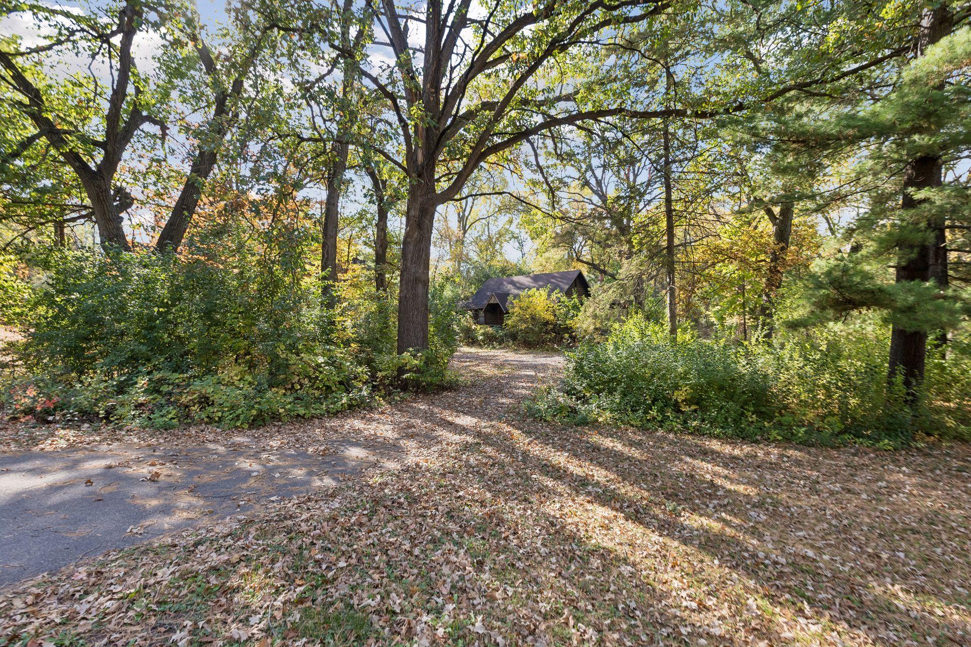 View of Residential at 11300 Park Ridge Drive, Minnetonka MN 55305, Minnetonka (9 of 24) - Mike Wilen | Minnesota Team Real Estate