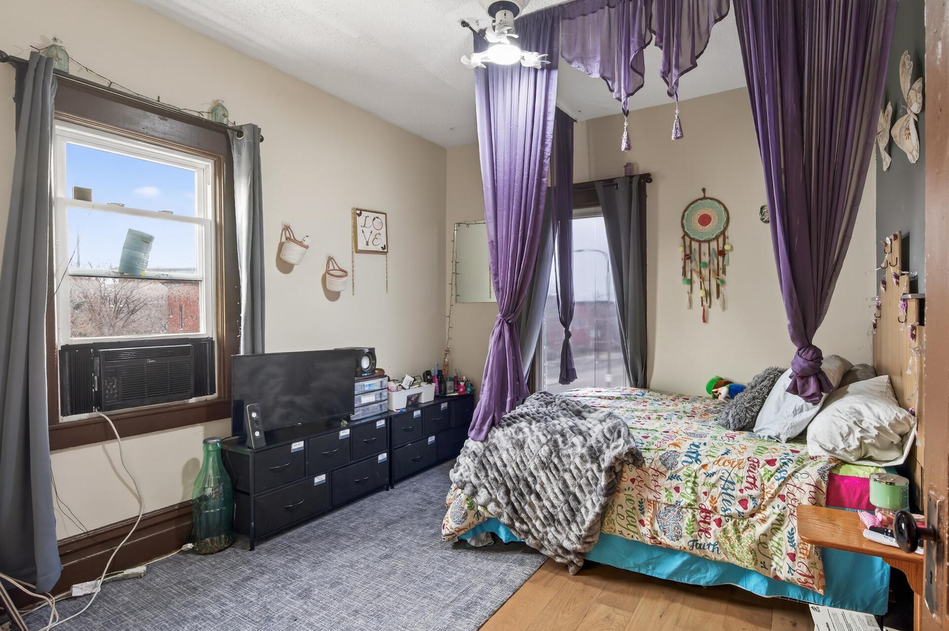 View of Residential Income at 591 Payne Avenue, Saint Paul MN 55130, Saint Paul (22 of 31) - Mike Wilen | Minnesota Team Real Estate