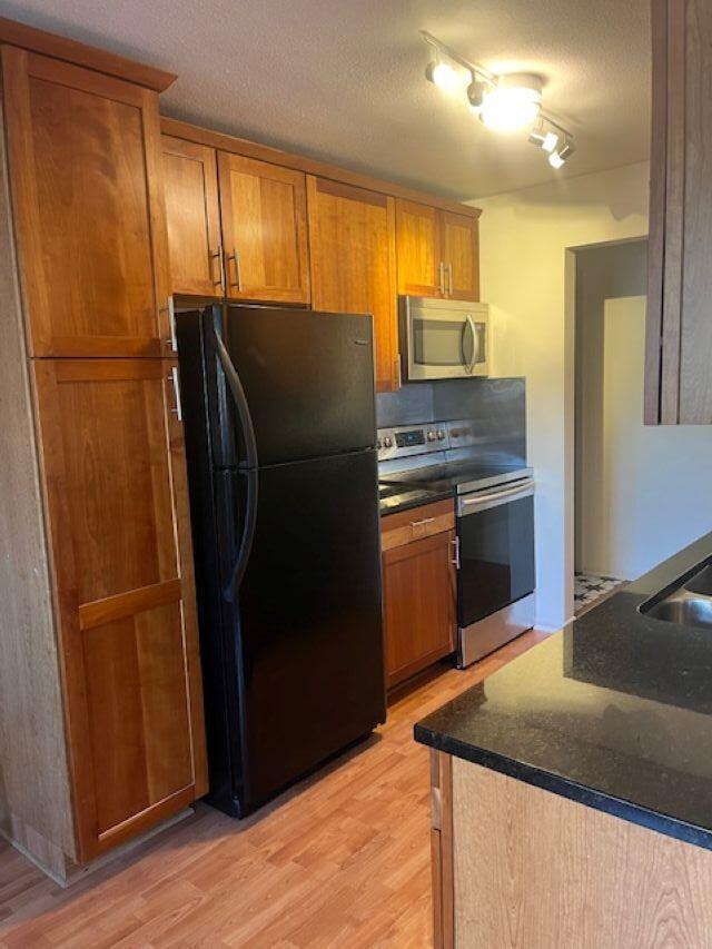 View of Residential at 4400 Upton Avenue #101, Minneapolis MN 55410, Minneapolis (4 of 30) - Mike Wilen | Minnesota Team Real Estate