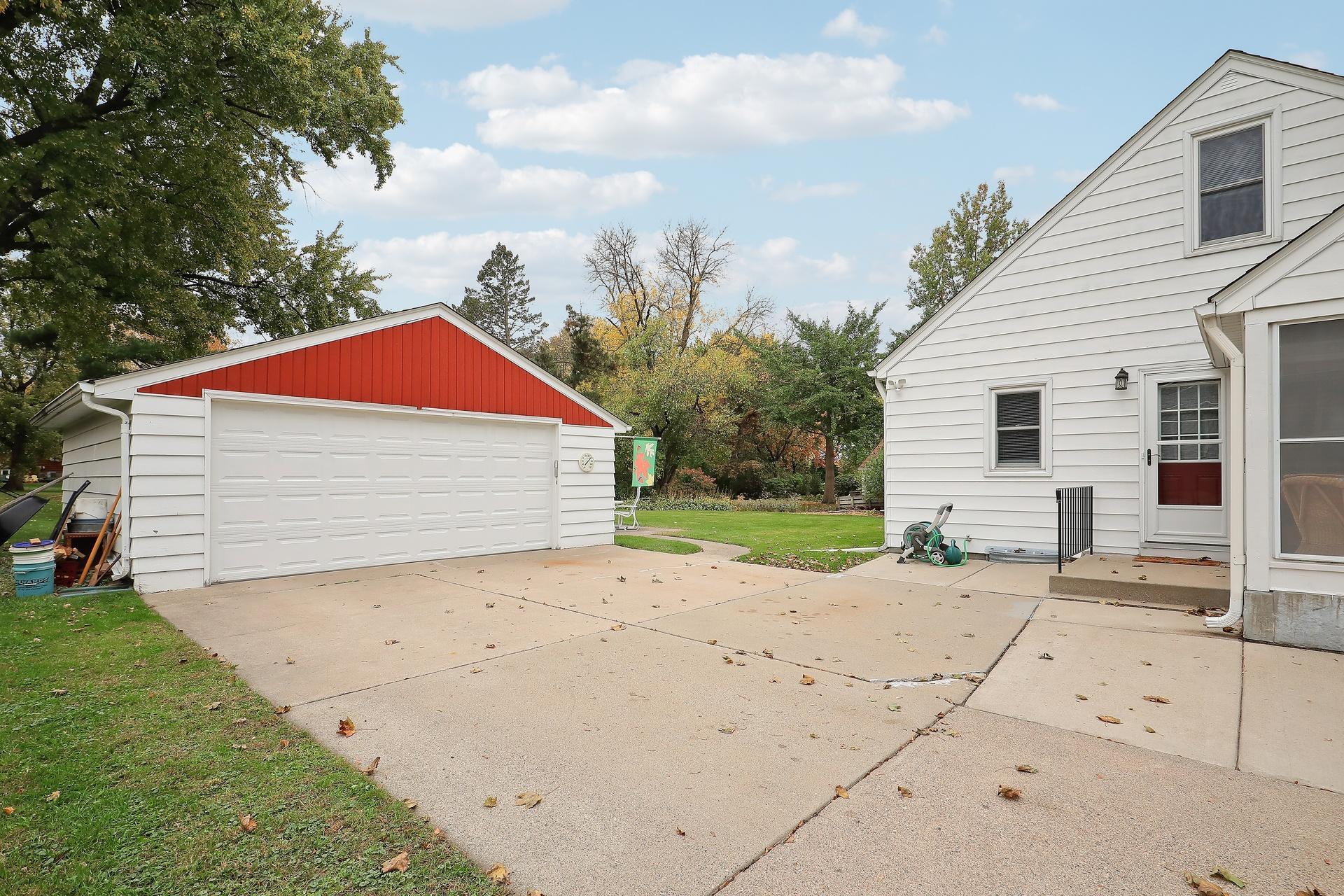 View of Residential at 568 Spring Street, Mendota Heights MN 55118, Mendota Heights (36 of 39) - Mike Wilen | Minnesota Team Real Estate