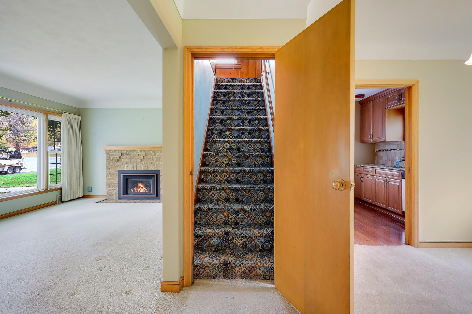 View of Residential at 568 Spring Street, Mendota Heights MN 55118, Mendota Heights (17 of 39) - Mike Wilen | Minnesota Team Real Estate