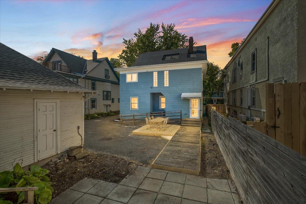 View of Residential at 2017 Emerson Avenue, Minneapolis MN 55405, Minneapolis (47 of 51) - Mike Wilen | Minnesota Team Real Estate