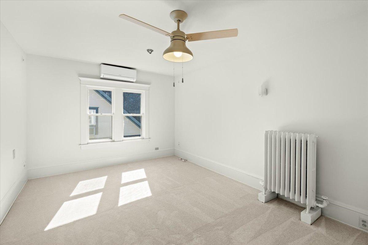 View of Residential at 2017 Emerson Avenue, Minneapolis MN 55405, Minneapolis (45 of 51) - Mike Wilen | Minnesota Team Real Estate