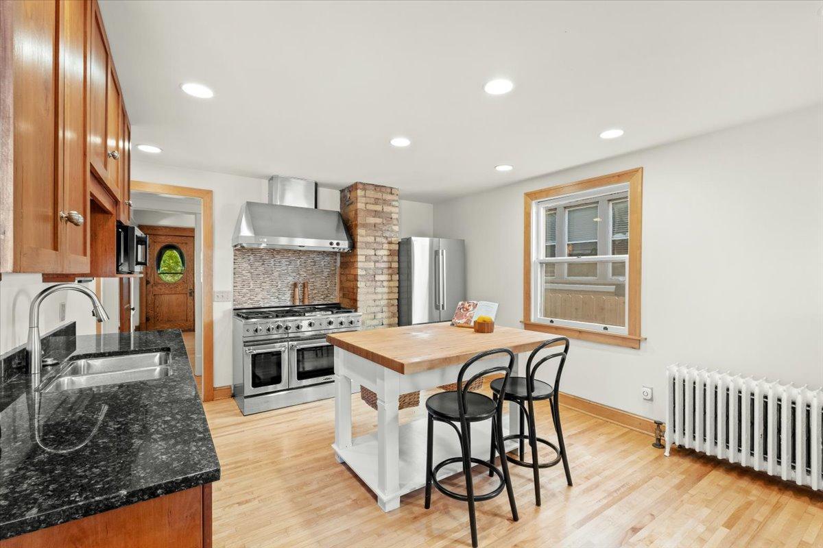 View of Residential at 2017 Emerson Avenue, Minneapolis MN 55405, Minneapolis (29 of 51) - Mike Wilen | Minnesota Team Real Estate
