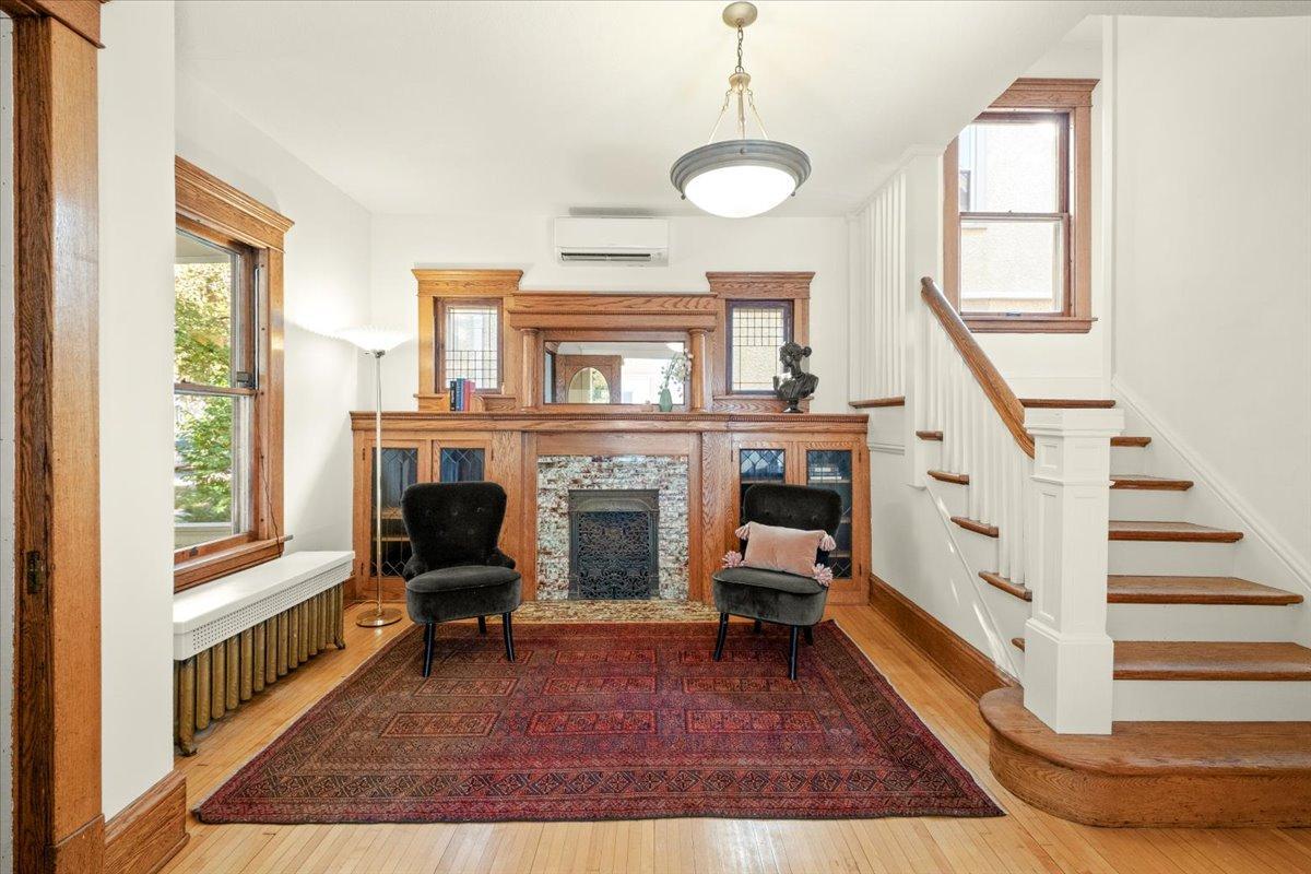 View of Residential at 2017 Emerson Avenue, Minneapolis MN 55405, Minneapolis (5 of 51) - Mike Wilen | Minnesota Team Real Estate