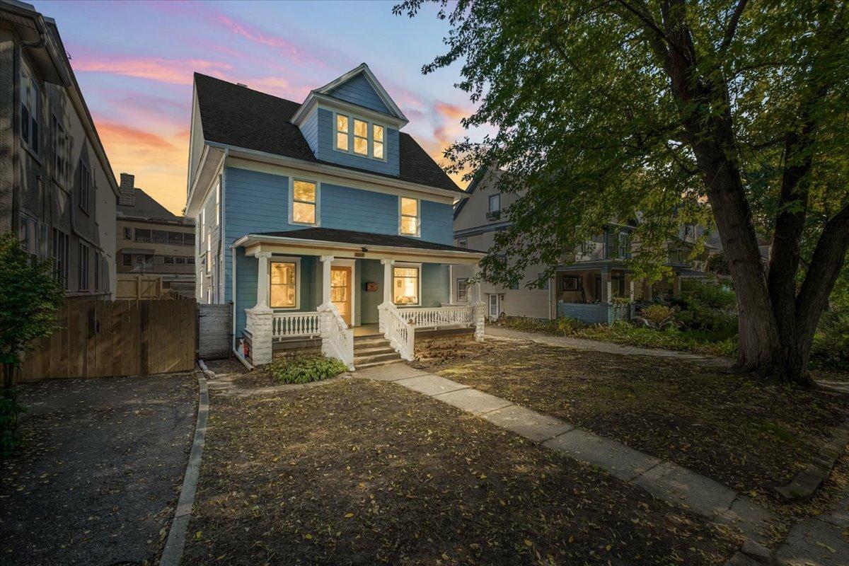 View of Single Family at 2017 Emerson Avenue, Minneapolis - Mike Wilen | Minnesota Team Real Estate