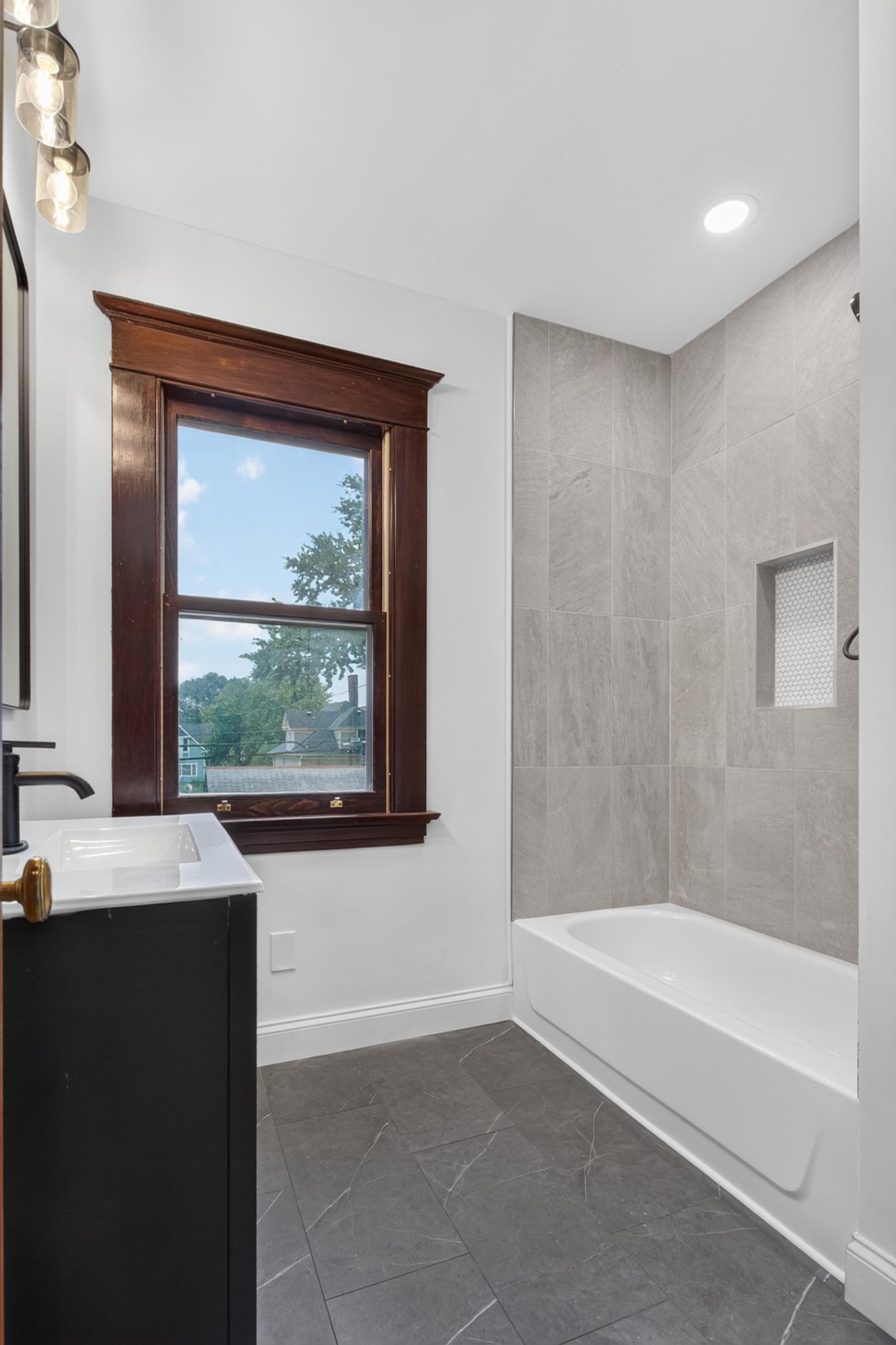 View of Residential at 3121 Park Avenue, Minneapolis MN 55407, Minneapolis (42 of 69) - Mike Wilen | Minnesota Team Real Estate