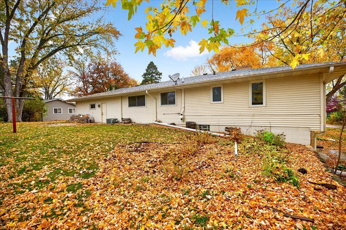 View of Residential at 12916 Harmony Circle, Burnsville MN 55337, Burnsville (9 of 47) - Mike Wilen | Minnesota Team Real Estate