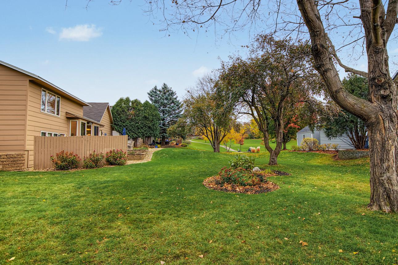 View of Residential at 16556 Illinois Avenue, Lakeville MN 55044, Lakeville (31 of 35) - Mike Wilen | Minnesota Team Real Estate