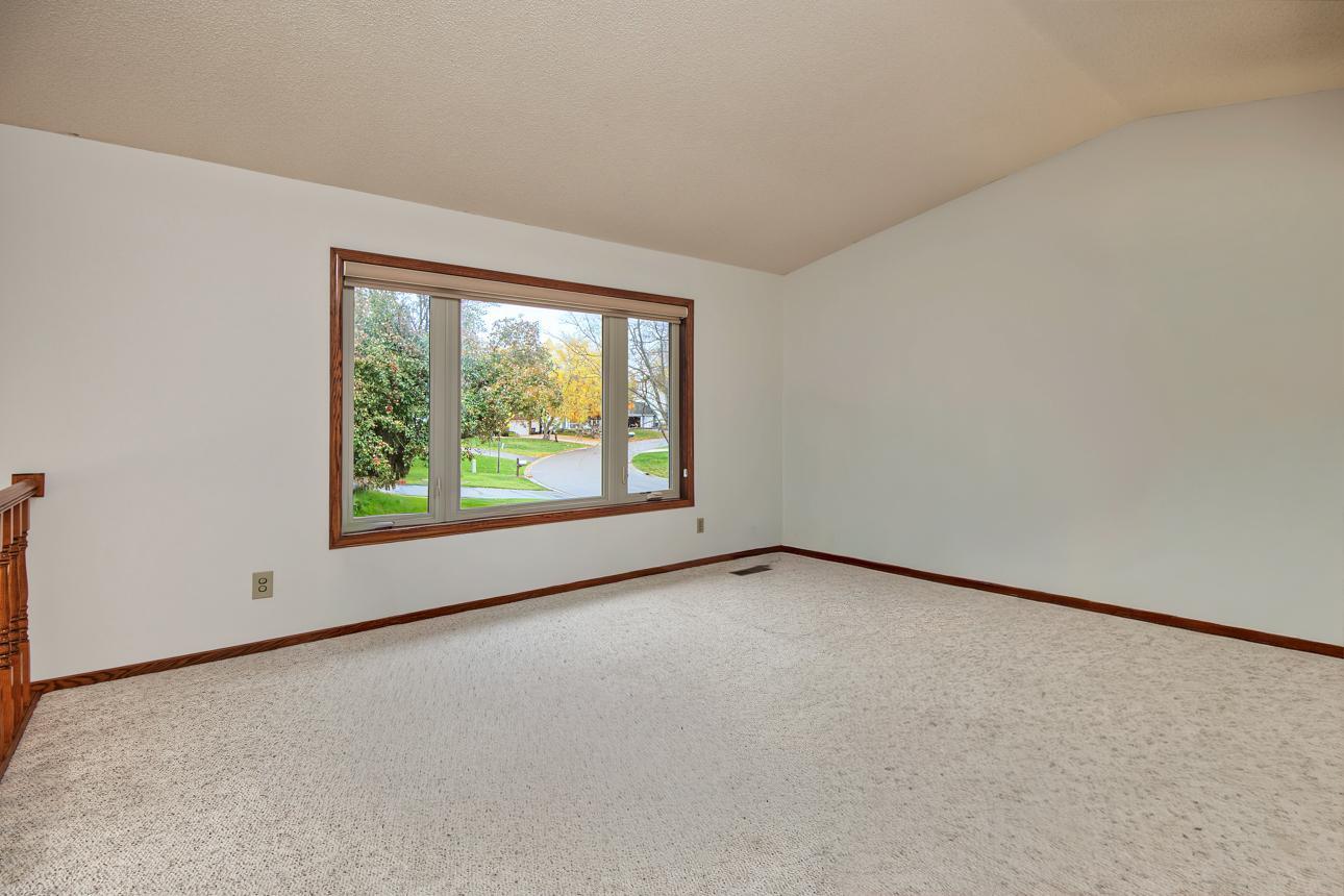 View of Residential at 16556 Illinois Avenue, Lakeville MN 55044, Lakeville (15 of 35) - Mike Wilen | Minnesota Team Real Estate