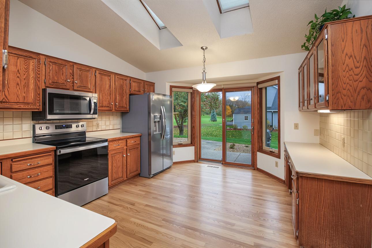 View of Residential at 16556 Illinois Avenue, Lakeville MN 55044, Lakeville (6 of 35) - Mike Wilen | Minnesota Team Real Estate