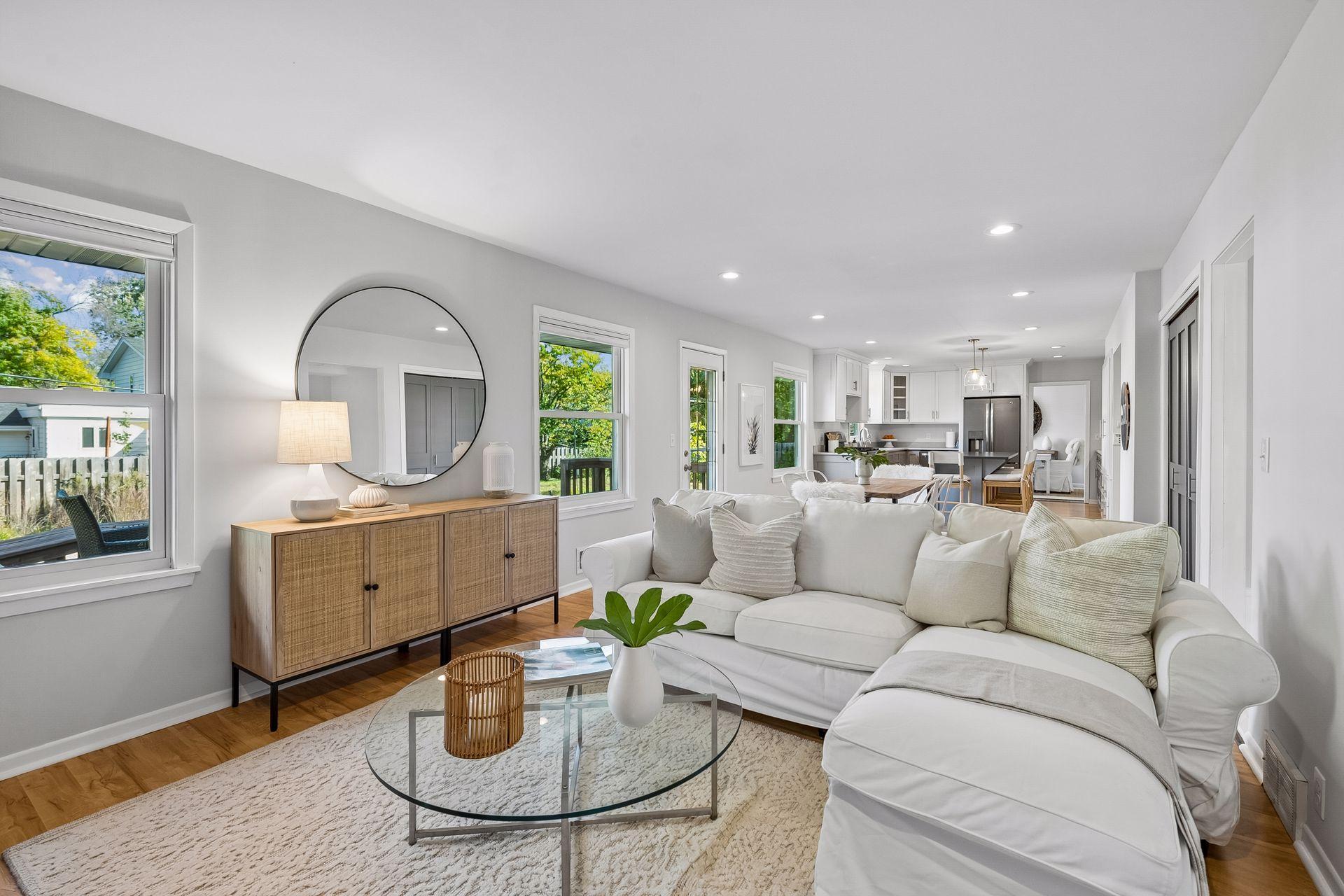View of Residential at 2001 Westwood Hills Drive, Saint Louis Park MN 55426, Saint Louis Park (21 of 44) - Mike Wilen | Minnesota Team Real Estate