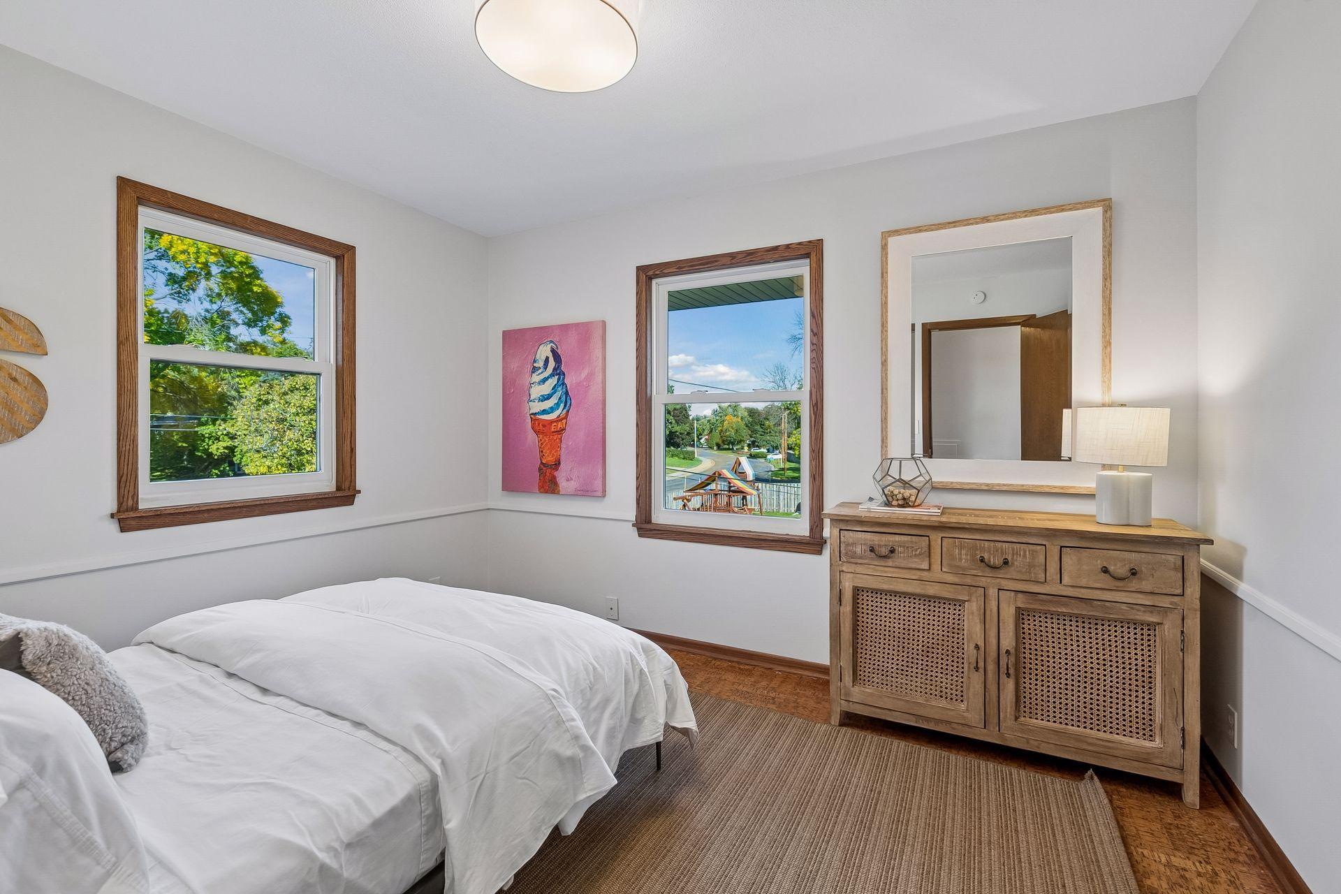 View of Residential at 2001 Westwood Hills Drive, Saint Louis Park MN 55426, Saint Louis Park (29 of 44) - Mike Wilen | Minnesota Team Real Estate