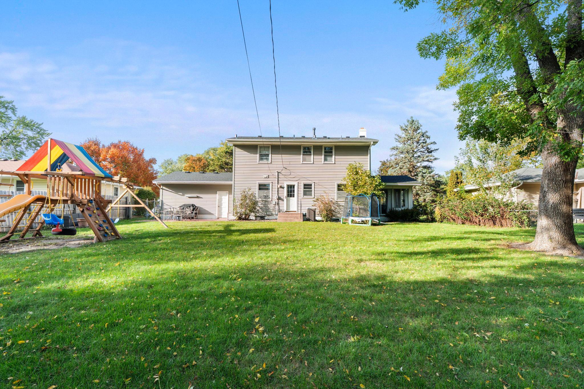 View of Residential at 4401 78th Avenue, Brooklyn Park MN 55443, Brooklyn Park (60 of 95) - Mike Wilen | Minnesota Team Real Estate