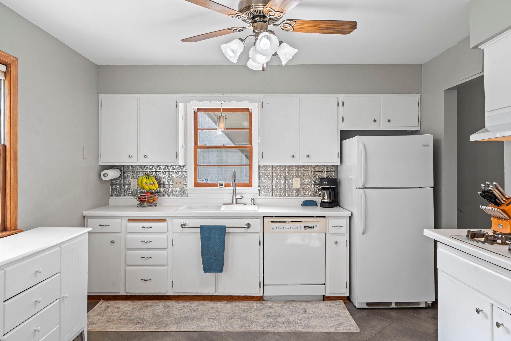 View of Residential at 4401 78th Avenue, Brooklyn Park MN 55443, Brooklyn Park (29 of 95) - Mike Wilen | Minnesota Team Real Estate