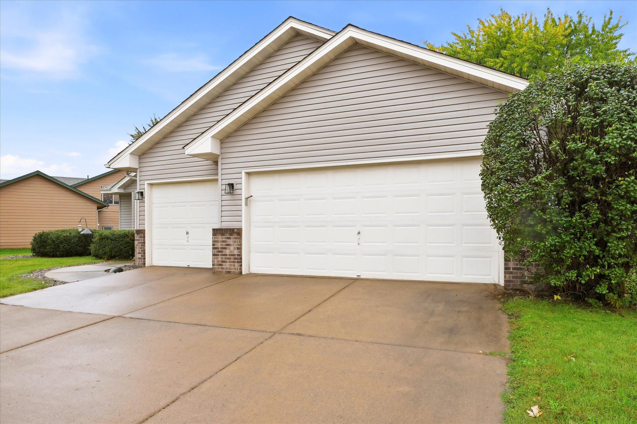 View of Residential at 9213 Queens Gardens, Brooklyn Park MN 55443, Brooklyn Park (4 of 55) - Mike Wilen | Minnesota Team Real Estate