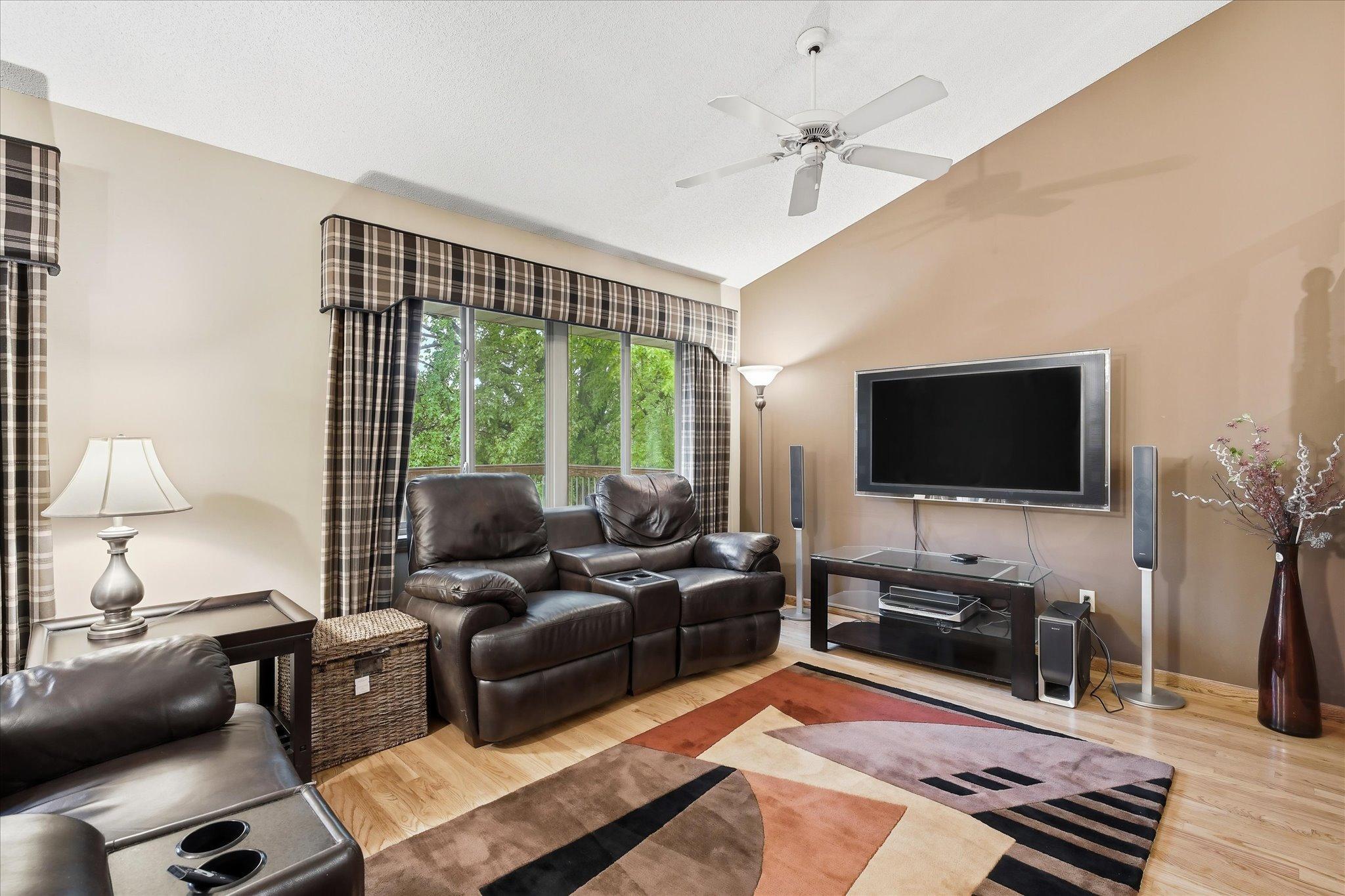 View of Residential at 9213 Queens Gardens, Brooklyn Park MN 55443, Brooklyn Park (25 of 55) - Mike Wilen | Minnesota Team Real Estate