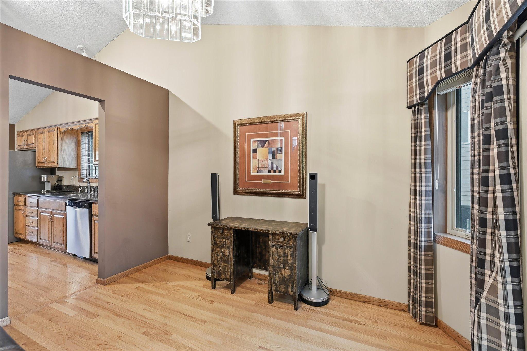 View of Residential at 9213 Queens Gardens, Brooklyn Park MN 55443, Brooklyn Park (21 of 55) - Mike Wilen | Minnesota Team Real Estate
