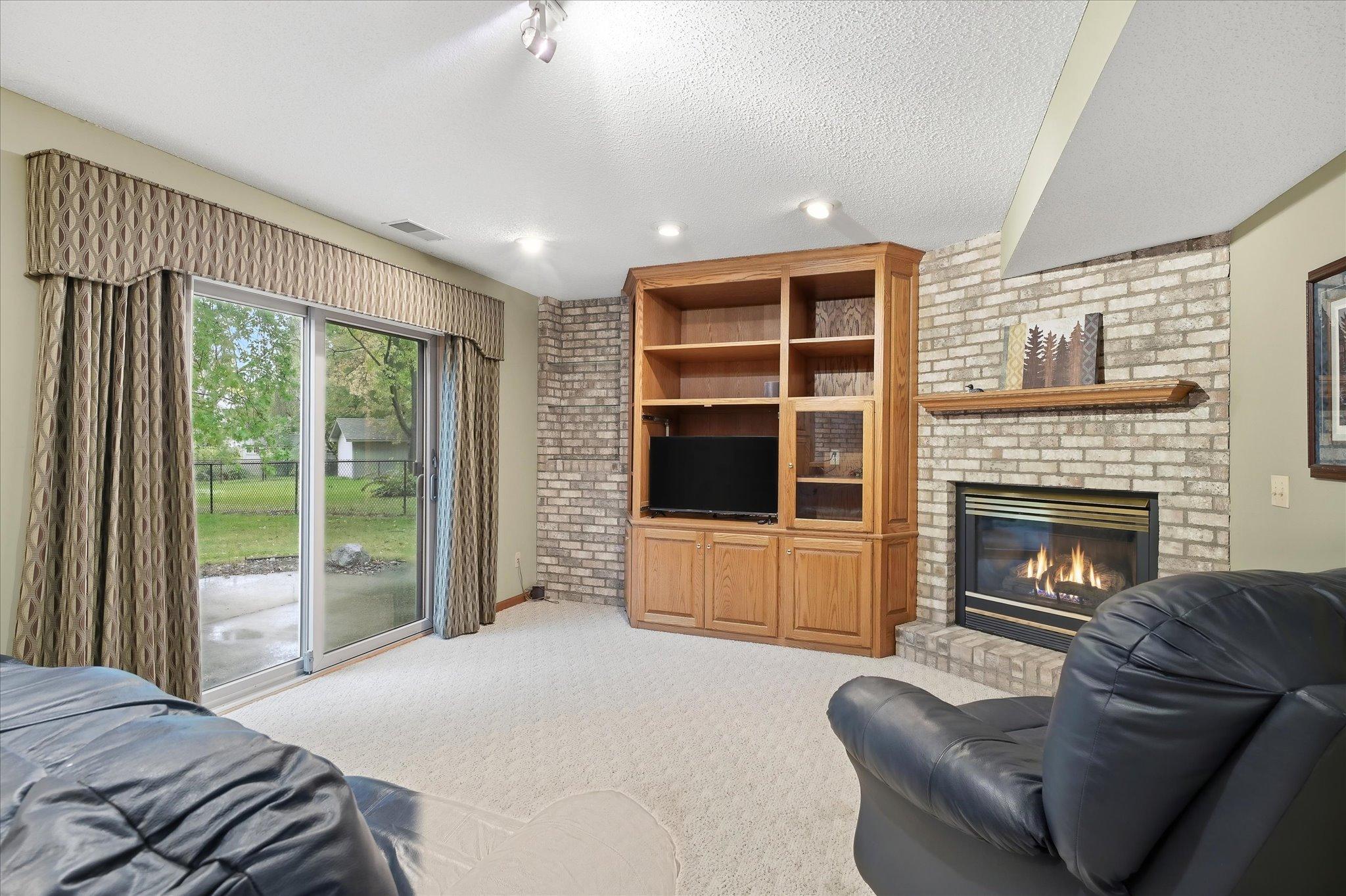 View of Residential at 9213 Queens Gardens, Brooklyn Park MN 55443, Brooklyn Park (35 of 55) - Mike Wilen | Minnesota Team Real Estate
