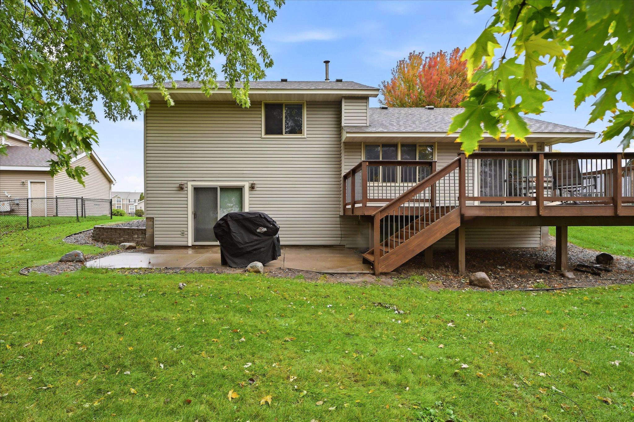 View of Residential at 9213 Queens Gardens, Brooklyn Park MN 55443, Brooklyn Park (50 of 55) - Mike Wilen | Minnesota Team Real Estate