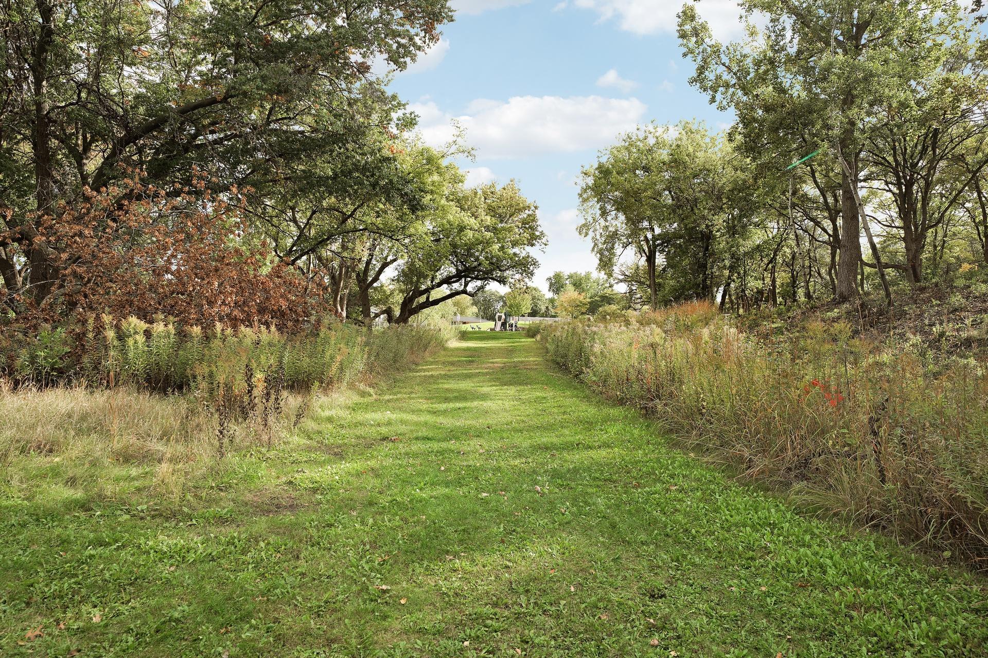 View of Residential at 9716 Oxborough Road, Bloomington MN 55437, Bloomington (40 of 54) - Mike Wilen | Minnesota Team Real Estate