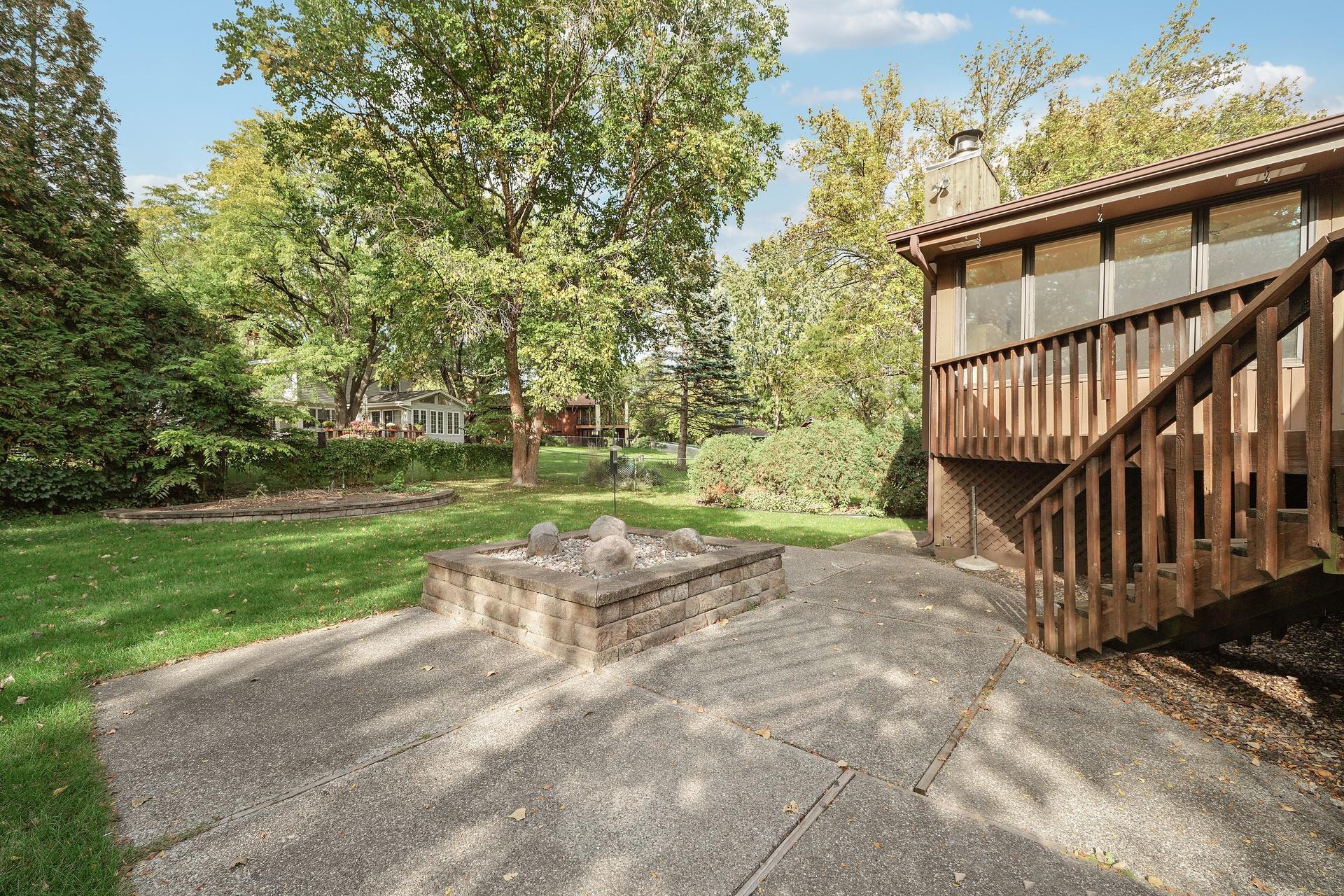 View of Residential at 9716 Oxborough Road, Bloomington MN 55437, Bloomington (37 of 54) - Mike Wilen | Minnesota Team Real Estate