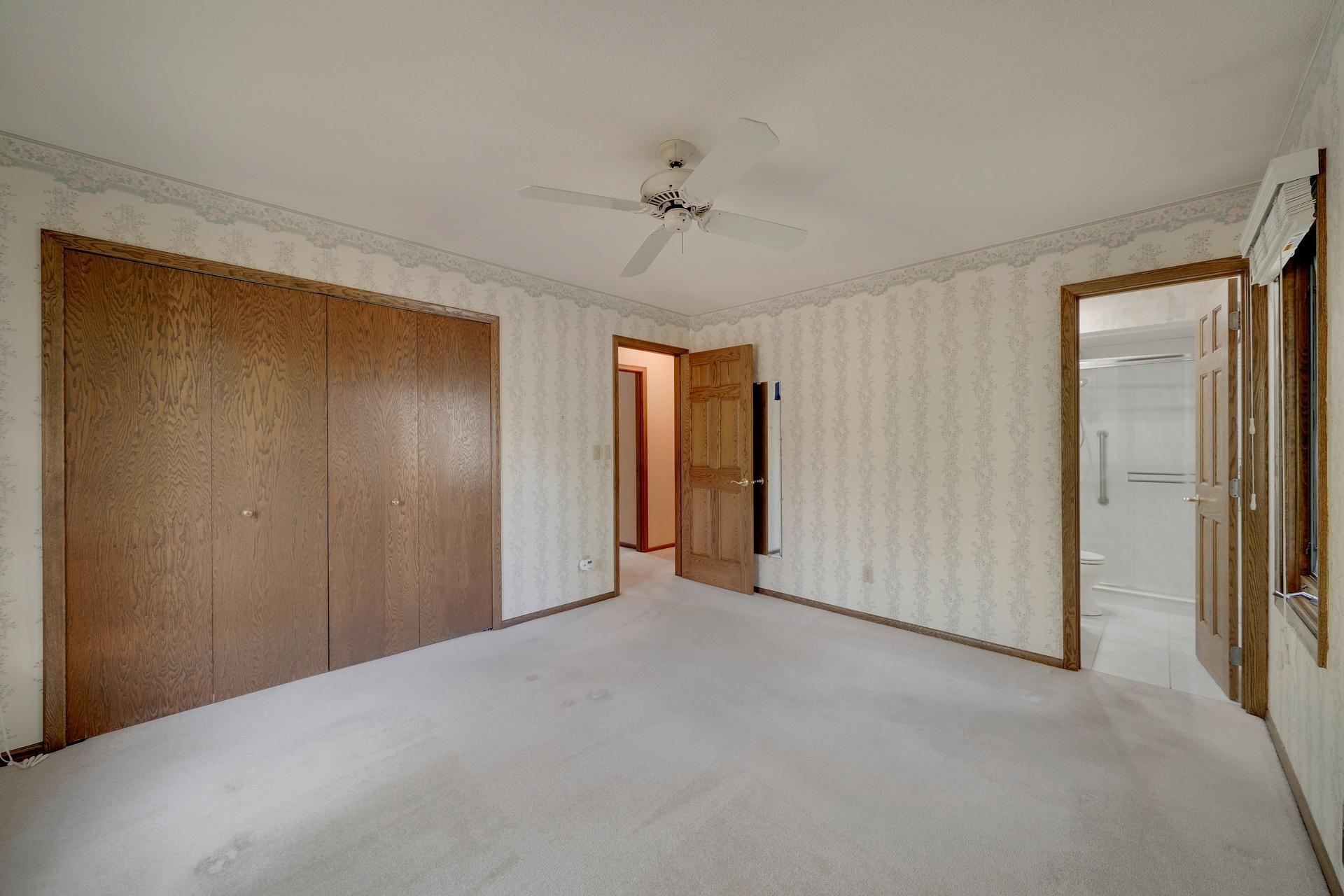 View of Residential at 9716 Oxborough Road, Bloomington MN 55437, Bloomington (13 of 54) - Mike Wilen | Minnesota Team Real Estate