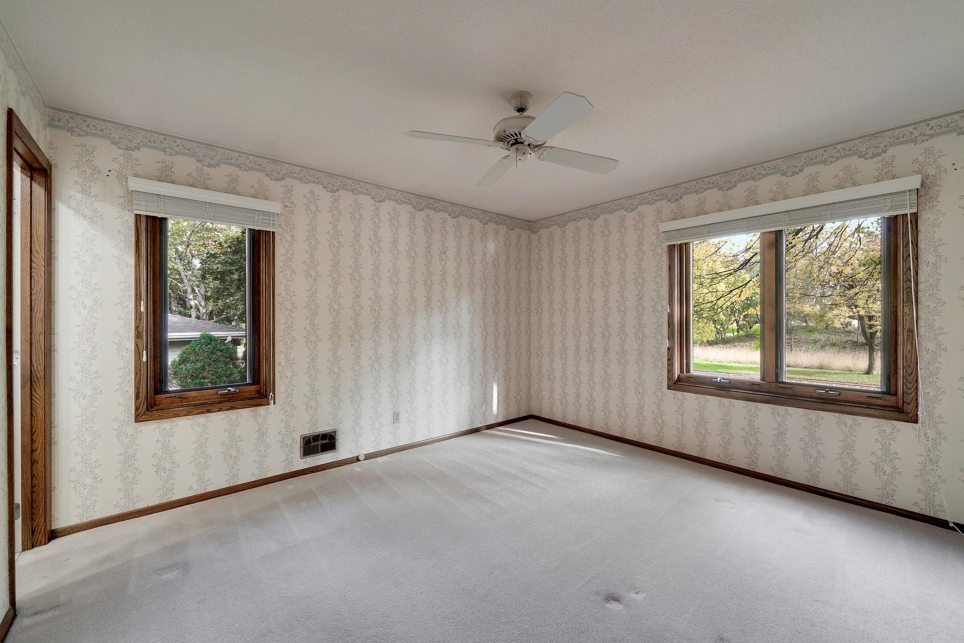 View of Residential at 9716 Oxborough Road, Bloomington MN 55437, Bloomington (14 of 54) - Mike Wilen | Minnesota Team Real Estate
