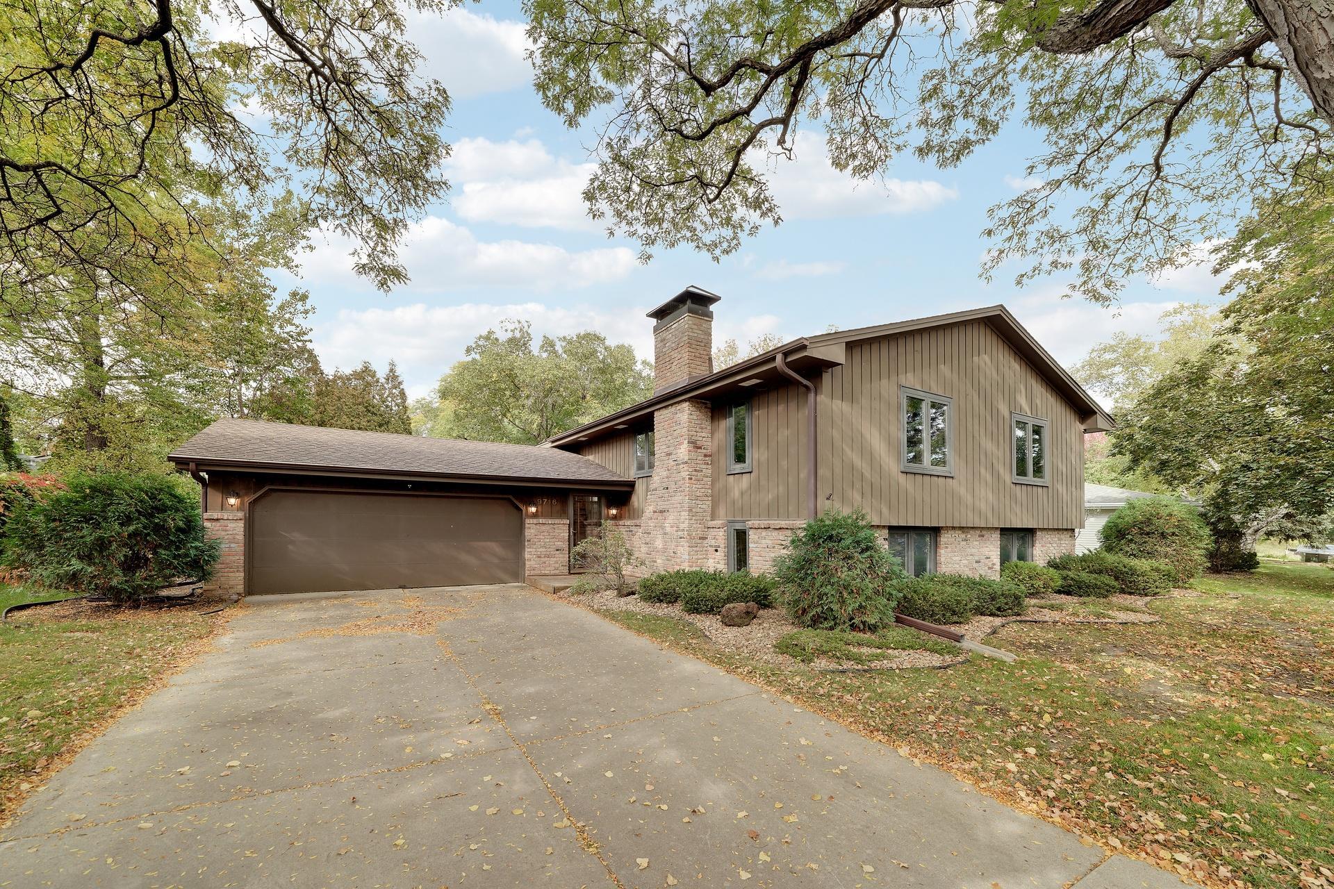 View of Single Family at 9716 Oxborough Road, Bloomington - Mike Wilen | Minnesota Team Real Estate