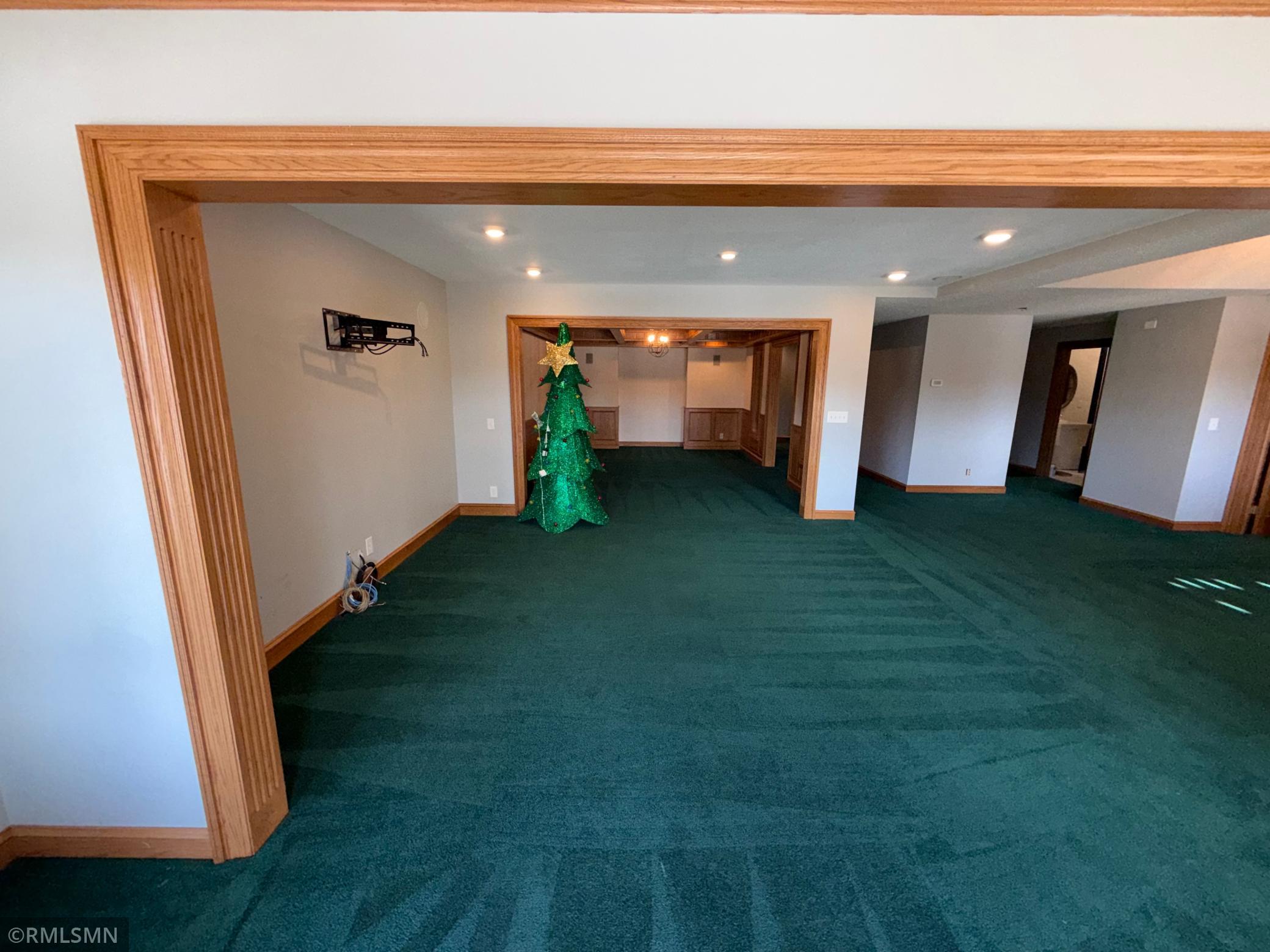 View of Residential at 9405 Wedgewood Drive, Woodbury MN 55125, Woodbury (73 of 120) - Mike Wilen | Minnesota Team Real Estate