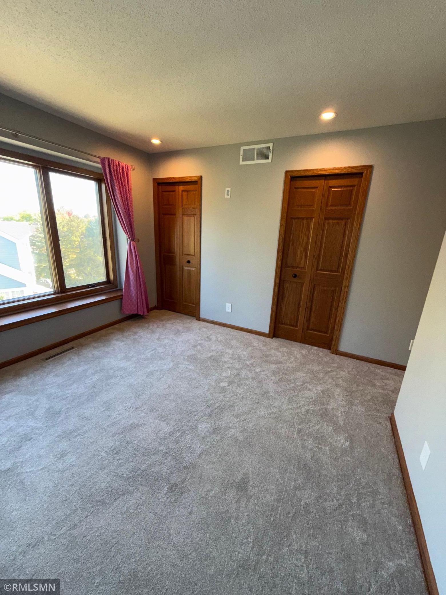 View of Residential at 9405 Wedgewood Drive, Woodbury MN 55125, Woodbury (55 of 120) - Mike Wilen | Minnesota Team Real Estate