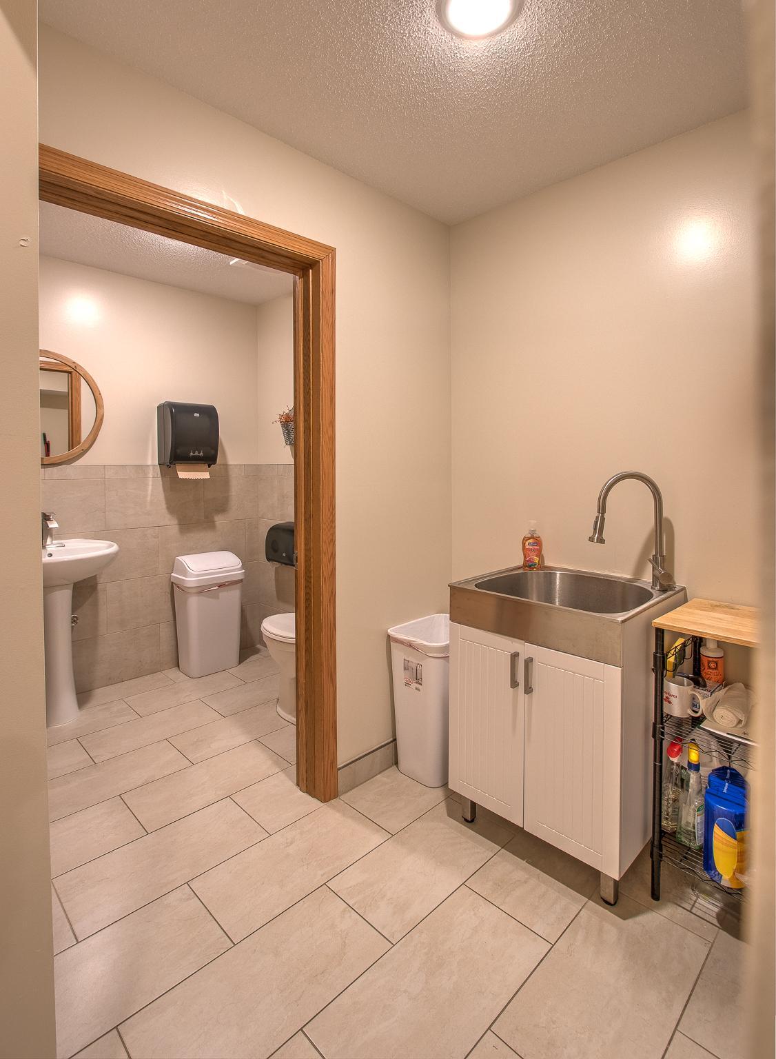 View of Commercial Sale at 126 Adams Street, Cambridge MN 55008, Cambridge (15 of 24) - Mike Wilen | Minnesota Team Real Estate