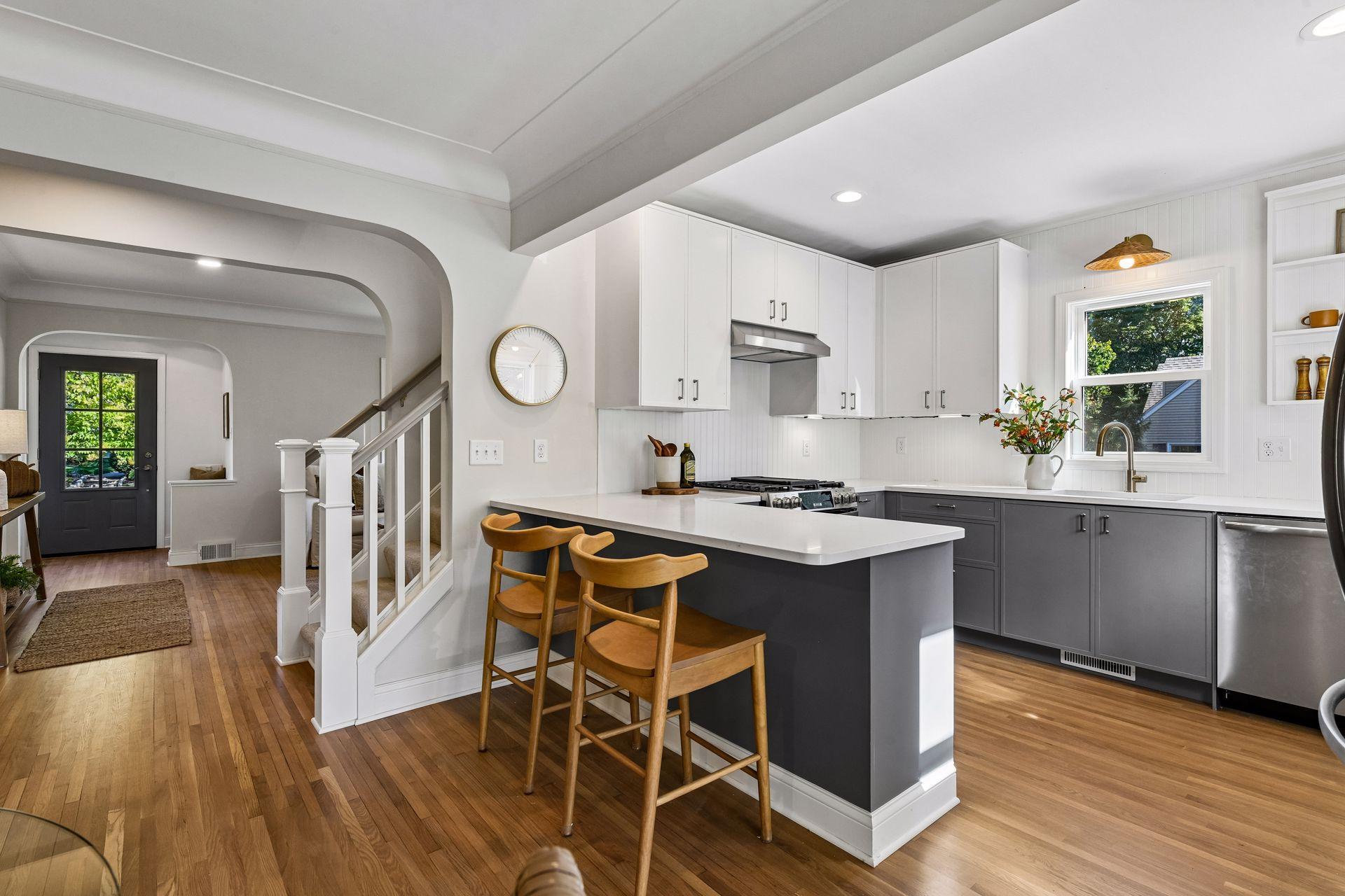View of Residential at 4050 Wooddale Avenue, Saint Louis Park MN 55416, Saint Louis Park (10 of 38) - Mike Wilen | Minnesota Team Real Estate