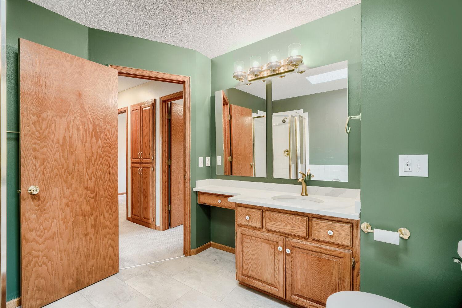 View of Residential at 1317 Schooner Court, Woodbury MN 55125, Woodbury (19 of 28) - Mike Wilen | Minnesota Team Real Estate