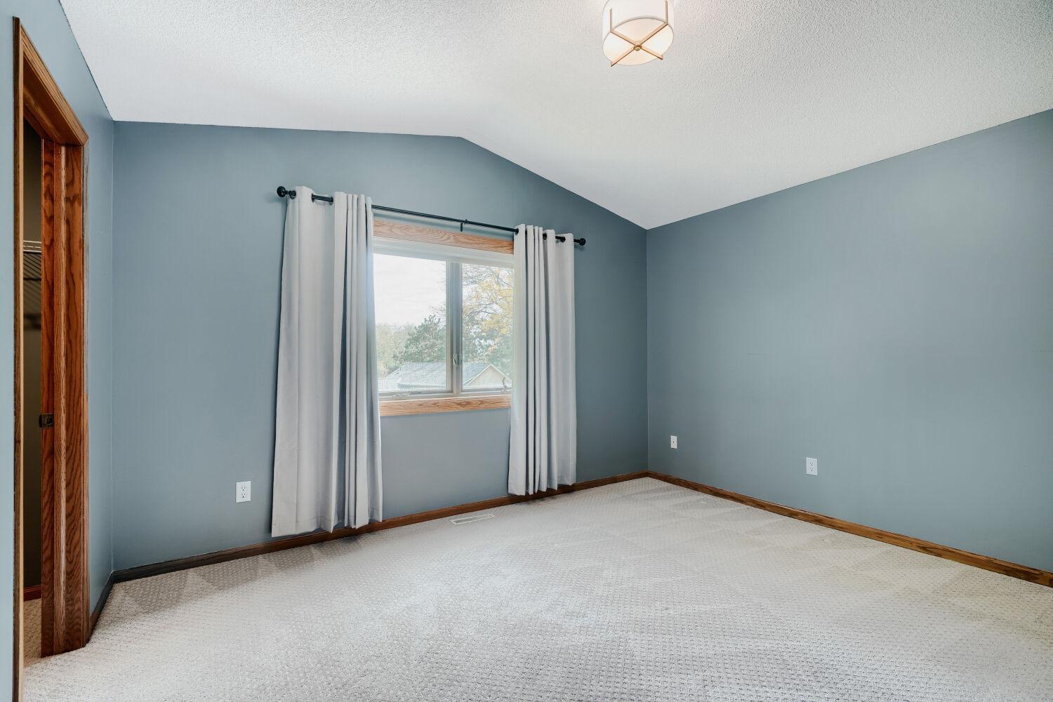 View of Residential at 1317 Schooner Court, Woodbury MN 55125, Woodbury (18 of 28) - Mike Wilen | Minnesota Team Real Estate