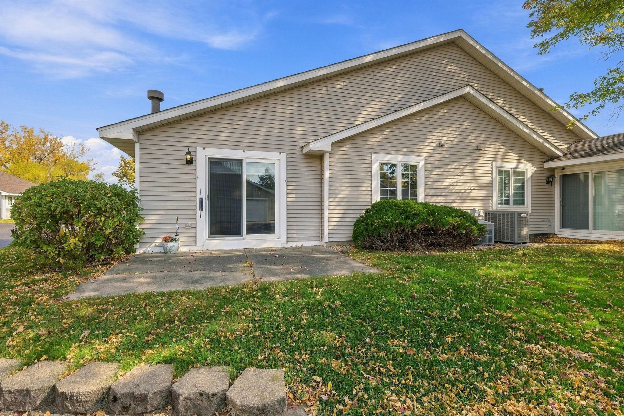 View of Residential at 1903 Granite Avenue, Oakdale MN 55128, Oakdale (20 of 21) - Mike Wilen | Minnesota Team Real Estate