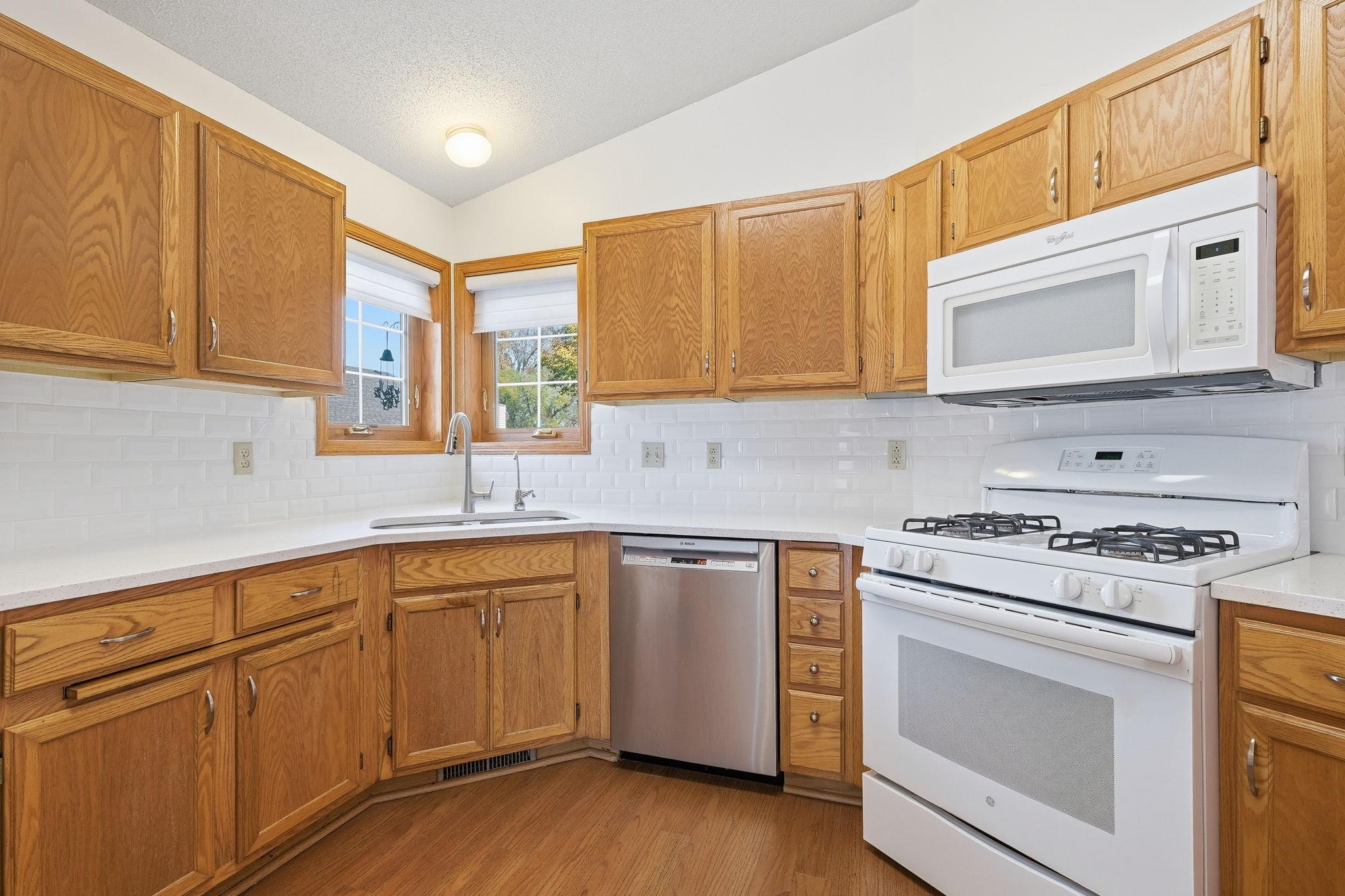 View of Residential at 1903 Granite Avenue, Oakdale MN 55128, Oakdale (8 of 21) - Mike Wilen | Minnesota Team Real Estate