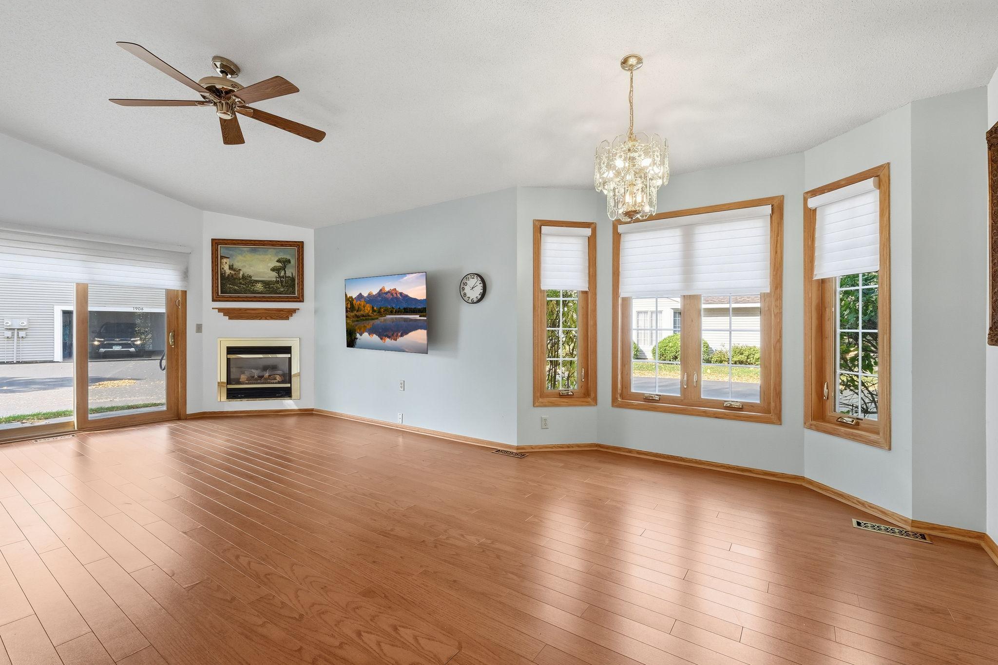 View of Residential at 1903 Granite Avenue, Oakdale MN 55128, Oakdale (9 of 21) - Mike Wilen | Minnesota Team Real Estate
