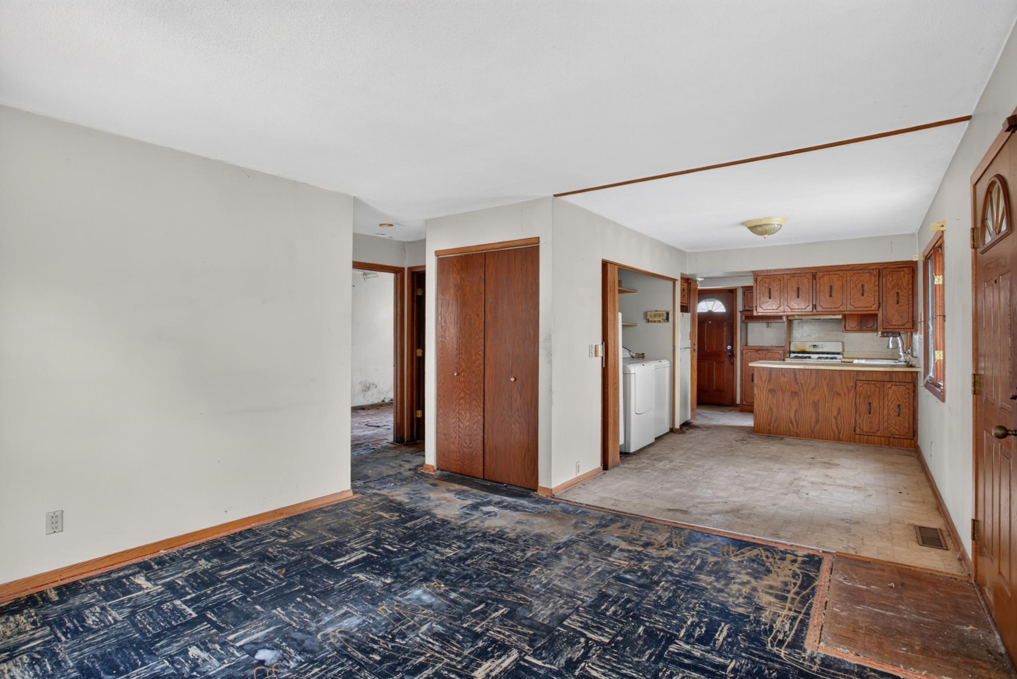 View of Residential at 7017 52nd Avenue, Crystal MN 55428, Crystal (6 of 18) - Mike Wilen | Minnesota Team Real Estate