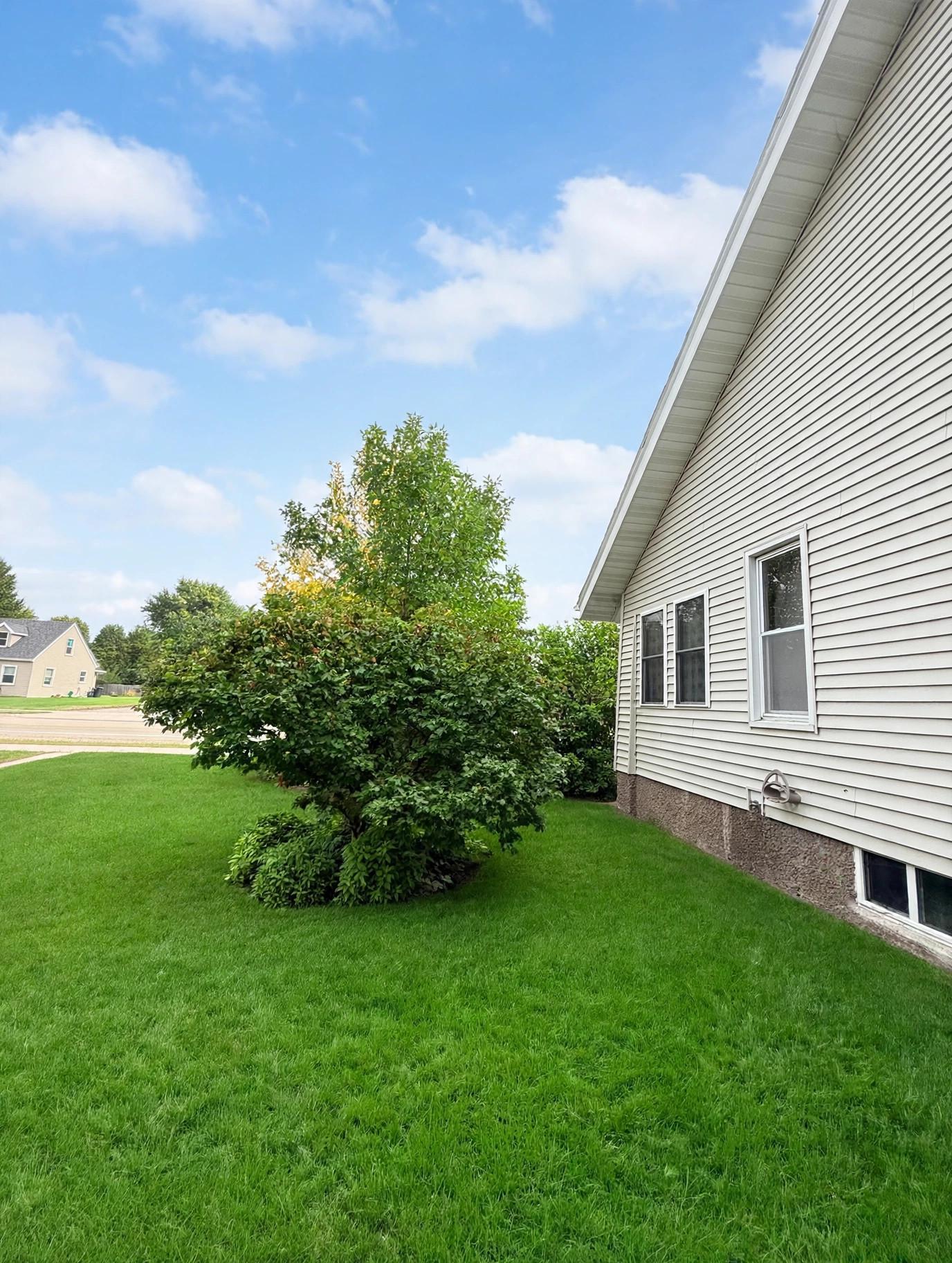 View of Residential at 611 6th Street, Gaylord MN 55334, Gaylord (8 of 25) - Mike Wilen | Minnesota Team Real Estate