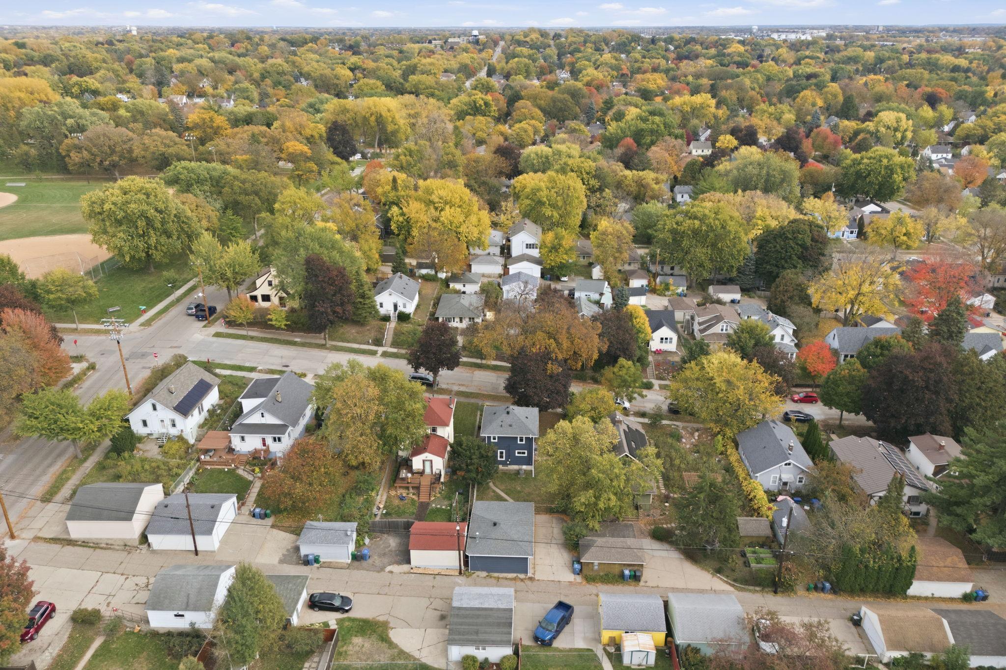 View of Residential at 3242 Ulysses Street, Minneapolis MN 55418, Minneapolis (30 of 31) - Mike Wilen | Minnesota Team Real Estate