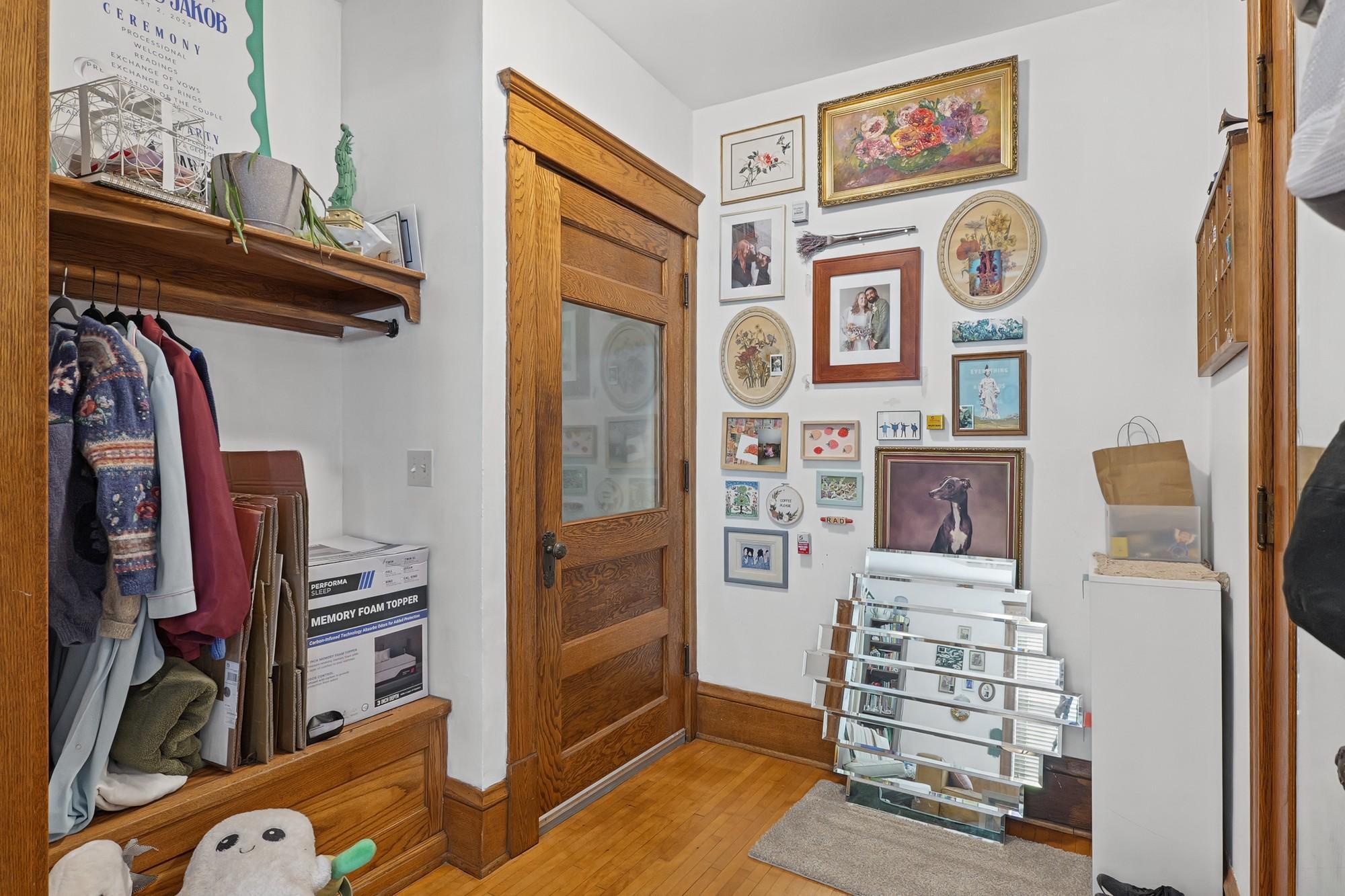 View of Residential Income at 2104 6th Street, Minneapolis MN 55411, Minneapolis (17 of 45) - Mike Wilen | Minnesota Team Real Estate