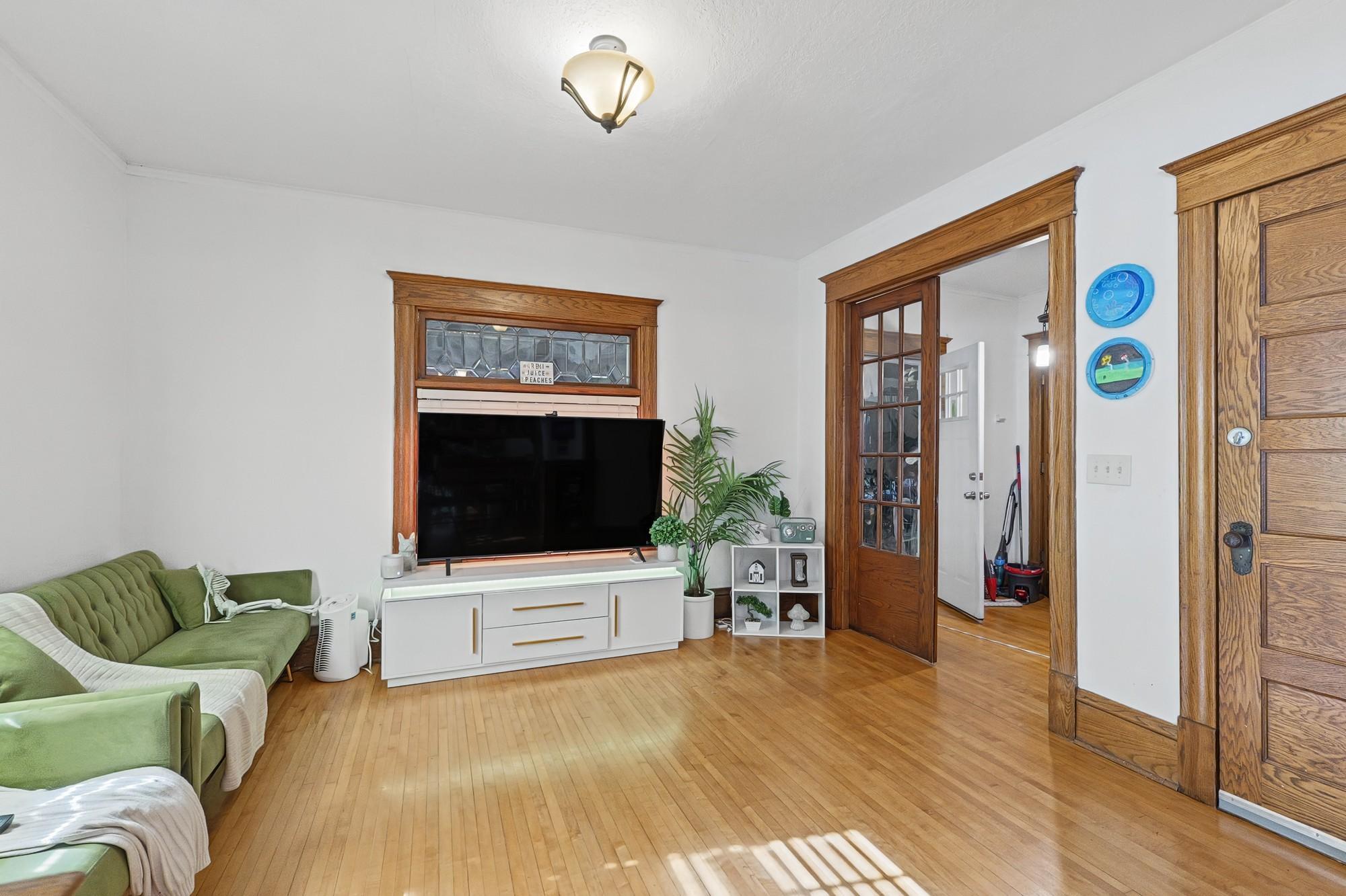 View of Residential Income at 2104 6th Street, Minneapolis MN 55411, Minneapolis (6 of 45) - Mike Wilen | Minnesota Team Real Estate